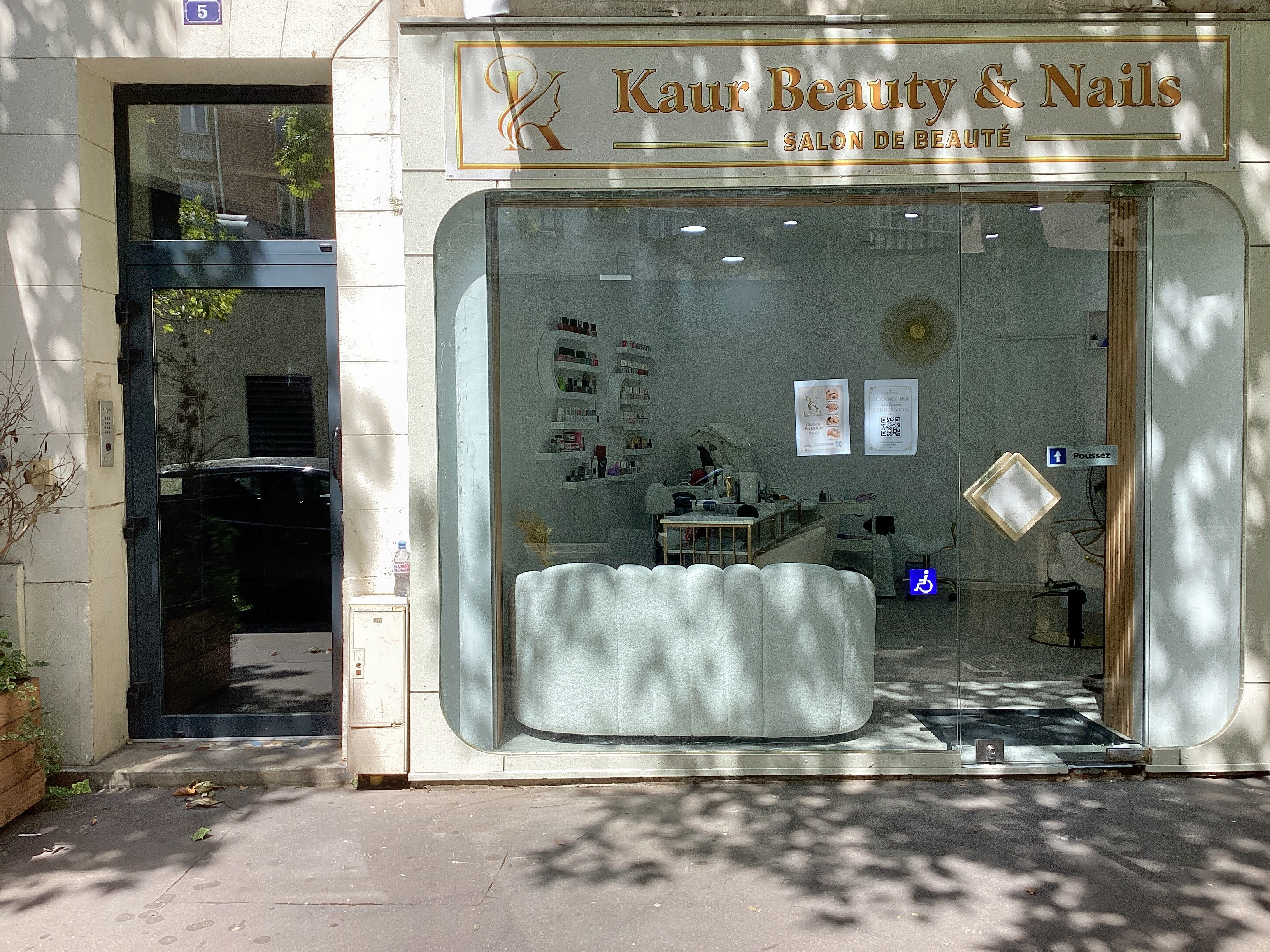Kaur Beauty & Nails