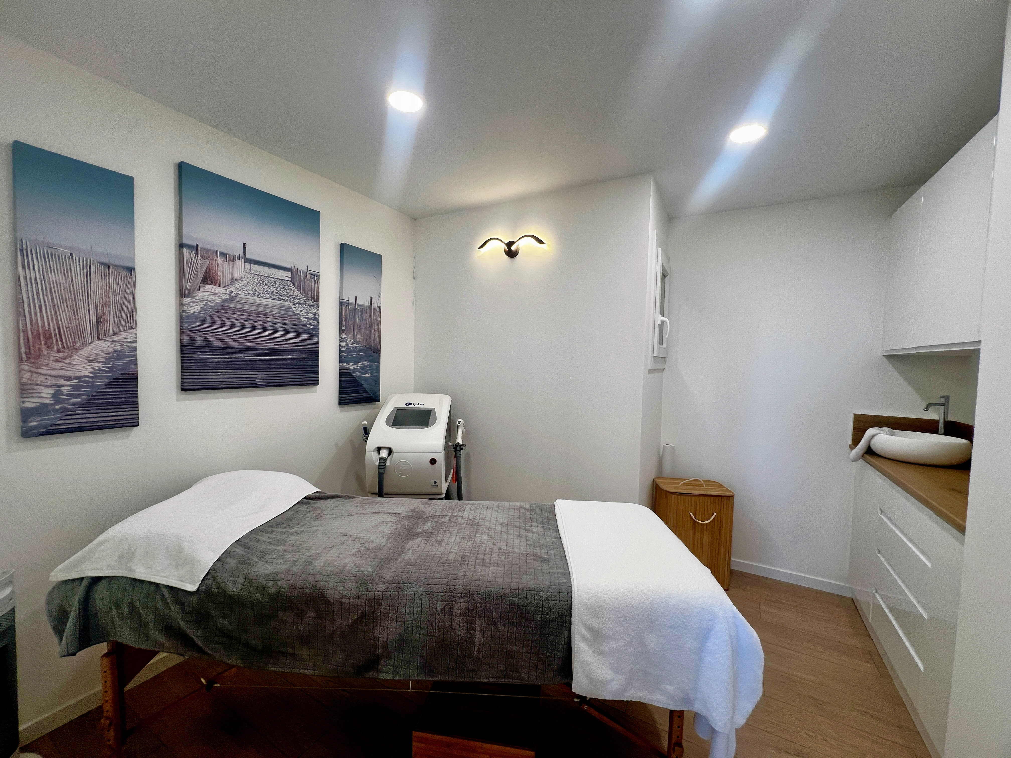 Bel Institut - Beauté Épilation Laser - Coiffure Hyères - Bel Institut - Beauté Épilation Laser - Photo Galerie - OneBooking