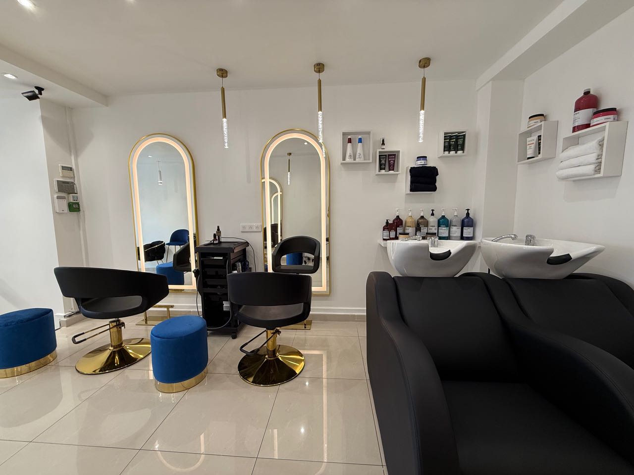 A MORE BEAUTY SALON - Institut de beauté Cannes - A MORE BEAUTY SALON - Photo Galerie - OneBooking
