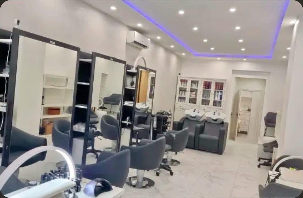ANDREIA COIFFURE - Coiffure Nice - ANDREIA COIFFURE - Photo Galerie - OneBooking