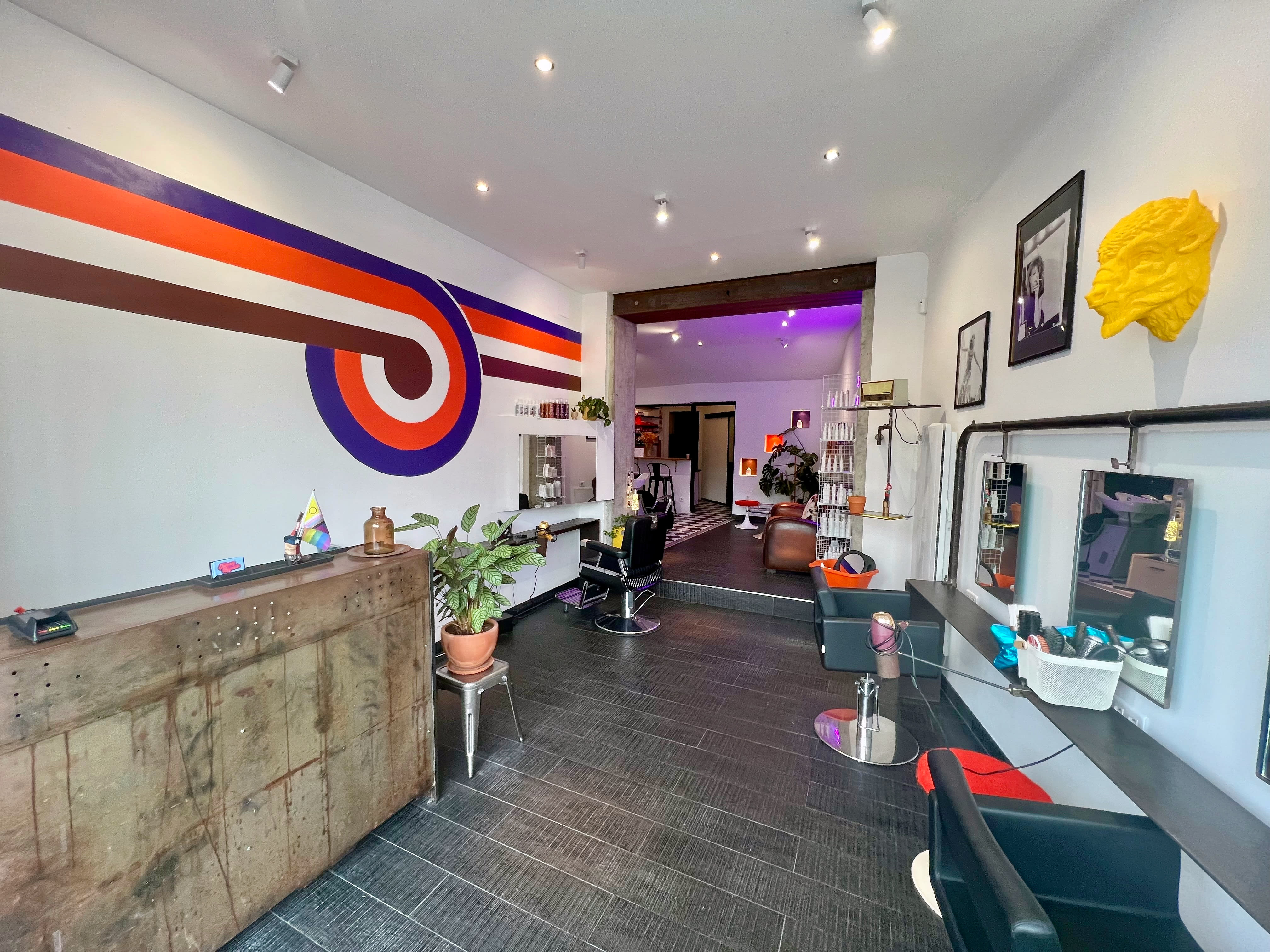 Johnny BIGOUDE - Coiffure Nantes - Photo de couverture - OneBooking