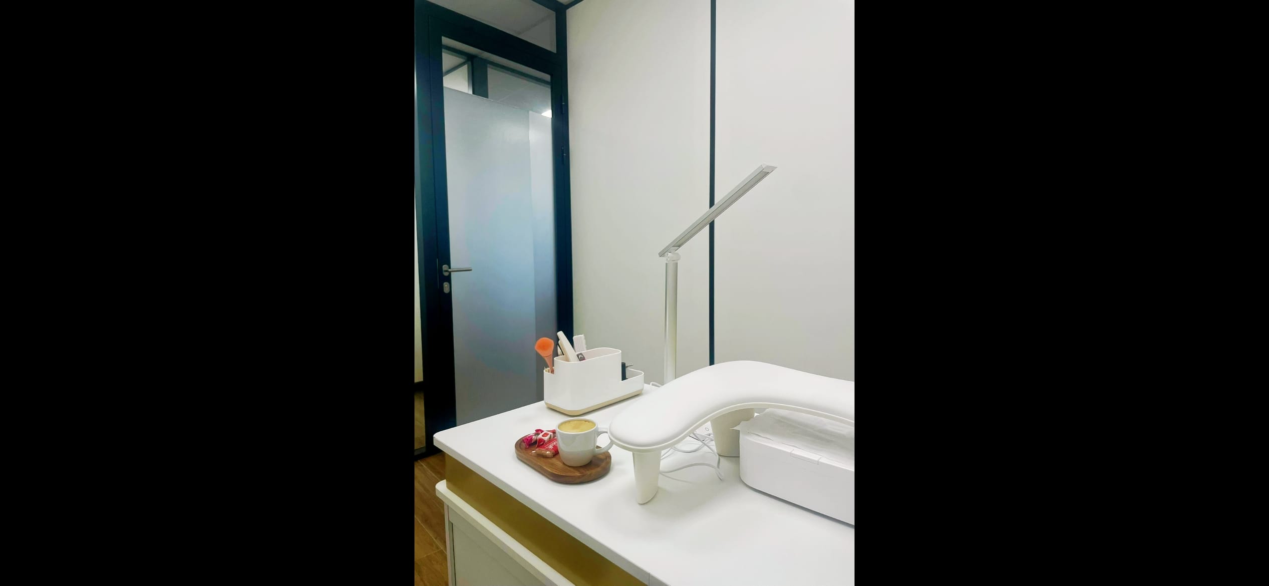 Fleeked by A - Institut de beauté Cannes - Fleeked by A - Photo Galerie - OneBooking