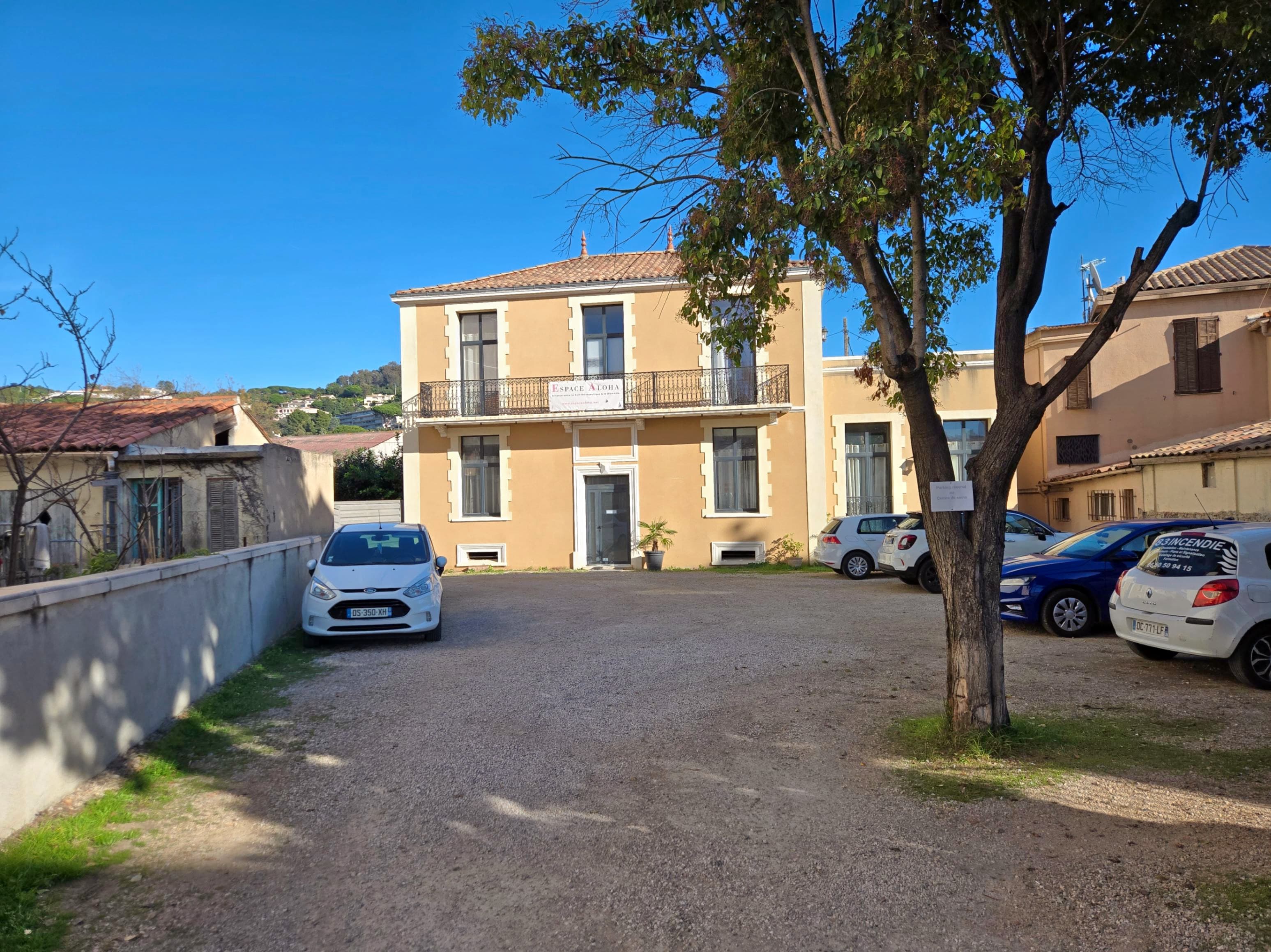 Lenam - Institut de beauté Cannes - Photo de couverture - OneBooking