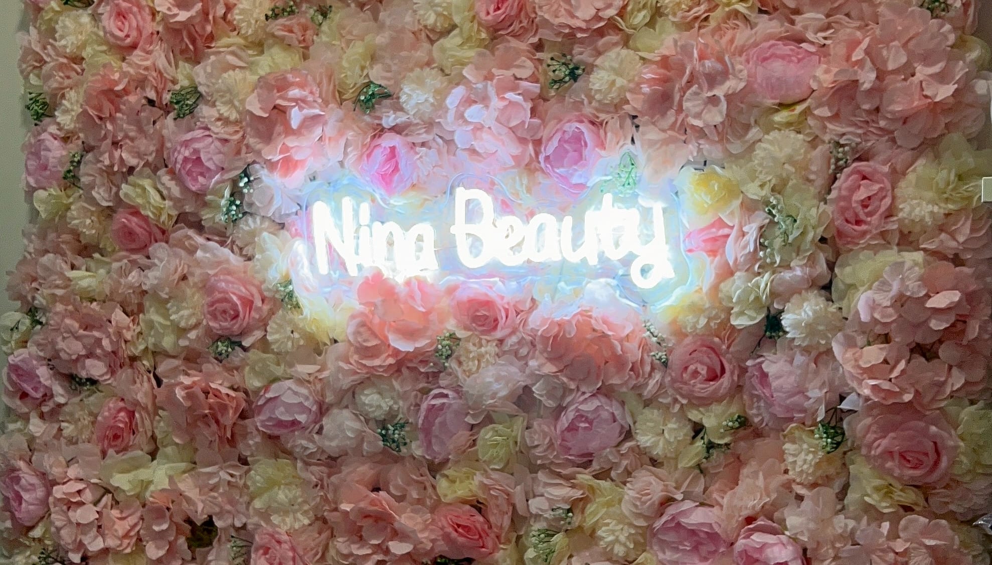 Nina Beauty - Onglerie Grenoble - OneBooking