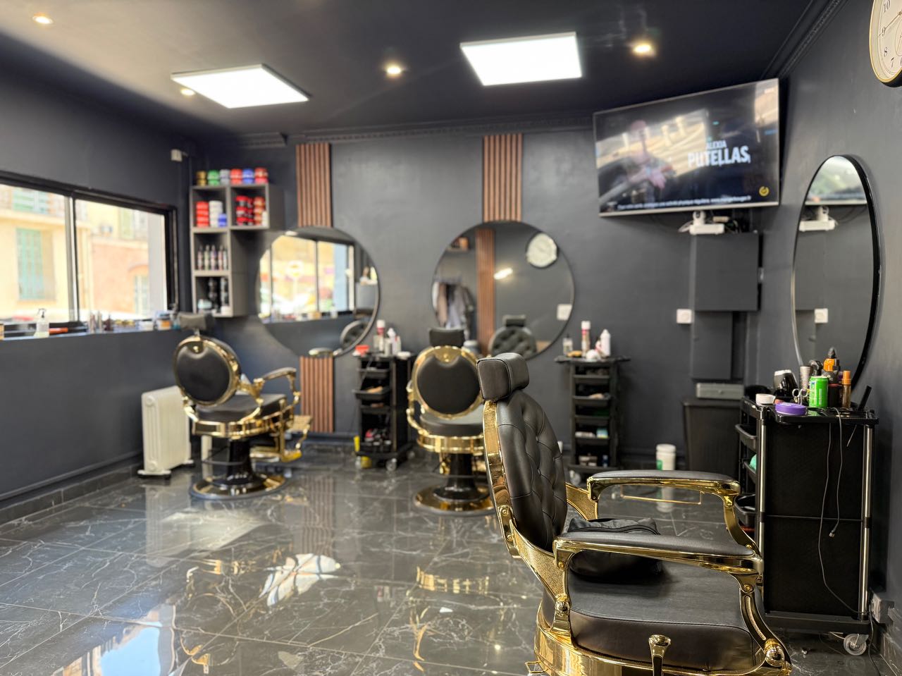 Amitié Afro Cosmétique - Coiffure Nice - Amitié Afro Cosmétique - Photo Galerie - OneBooking