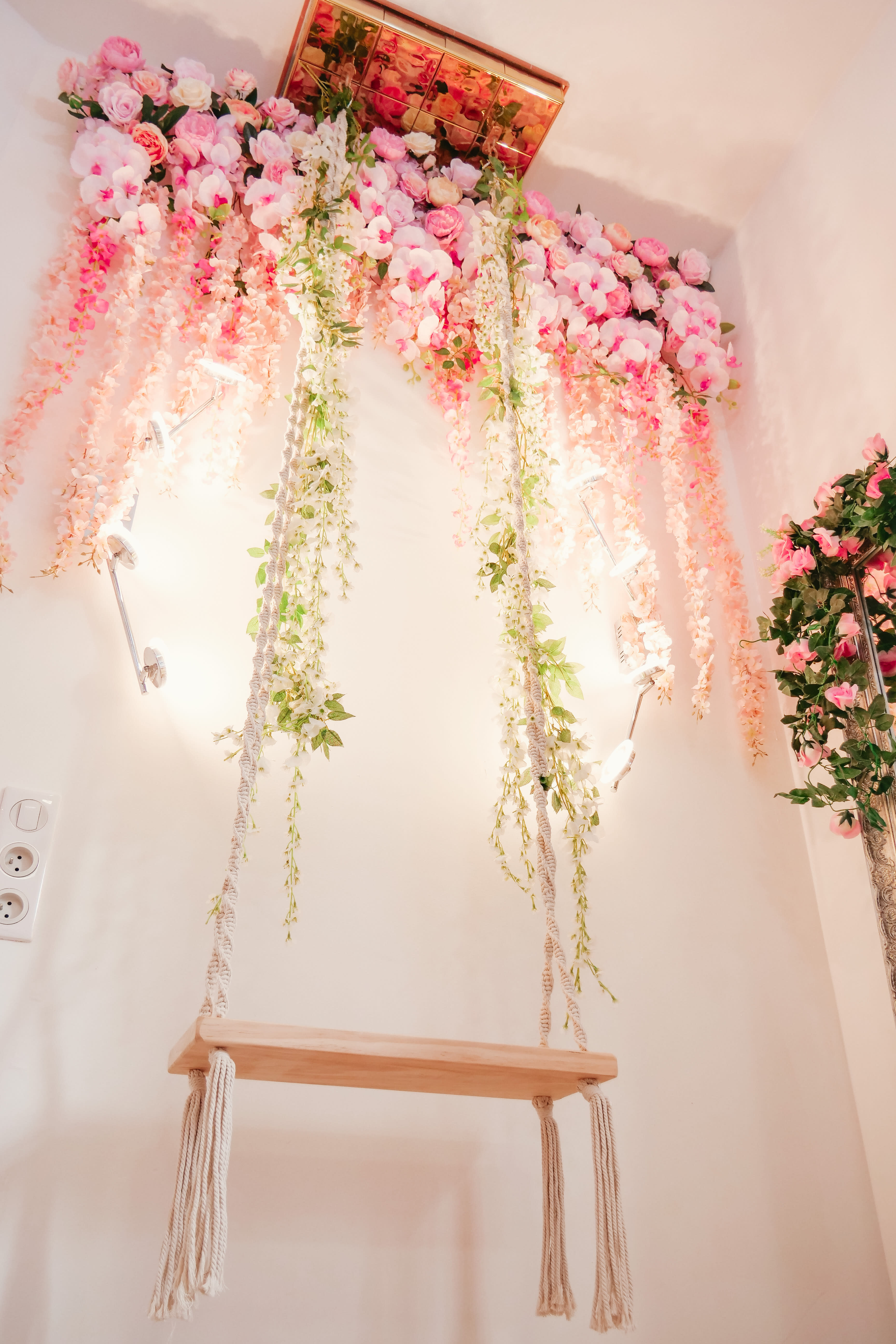 Chloé Secret Beauty - Onglerie Cannes - Chloé Secret Beauty - Photo Galerie - OneBooking