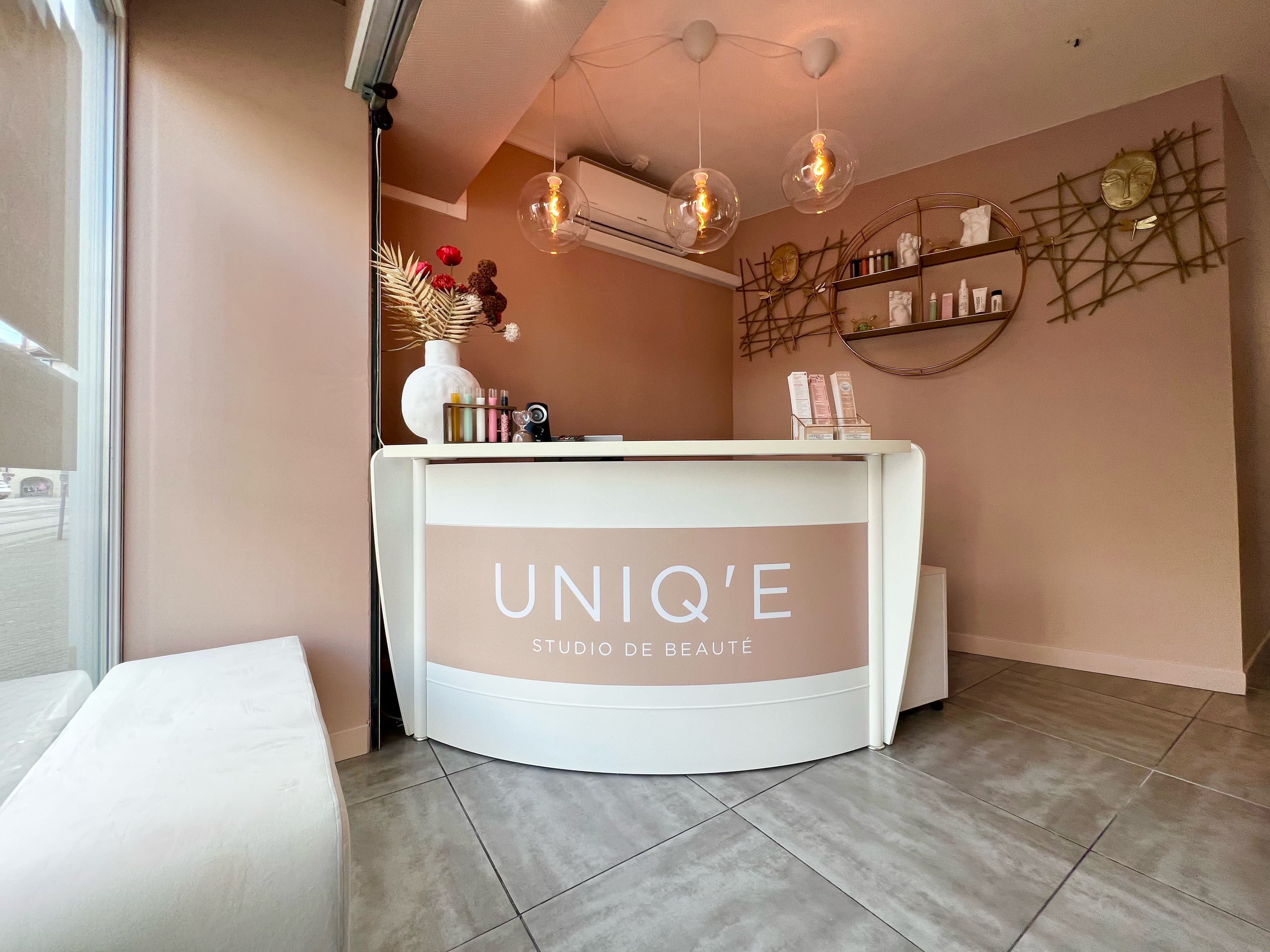 UNIQ’E - Studio de Beauté - Institut de beauté Grenoble - OneBooking