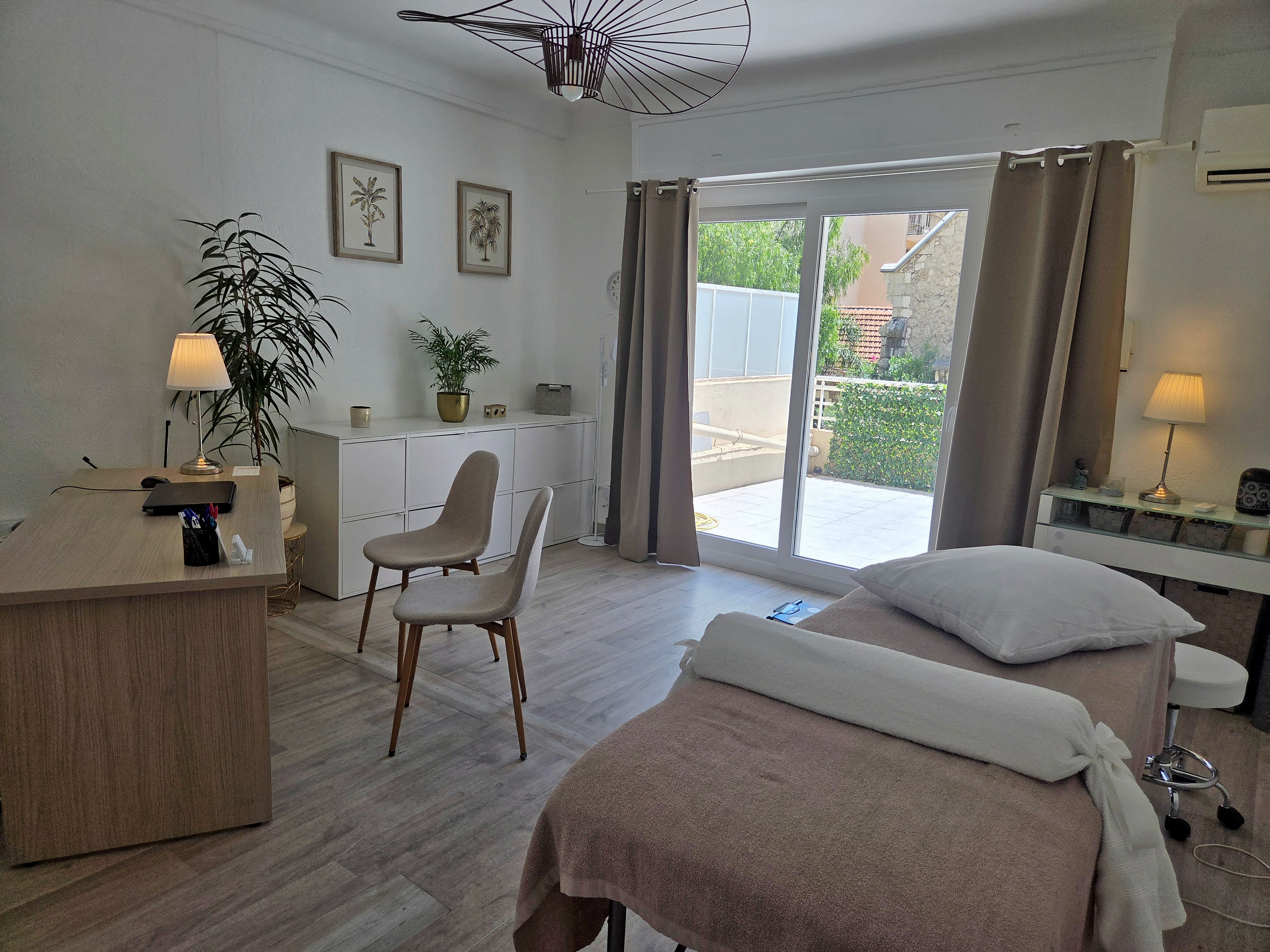 Lydia Marie Coulombet - Institut de beauté Antibes - Lydia Marie Coulombet - Photo Galerie - OneBooking