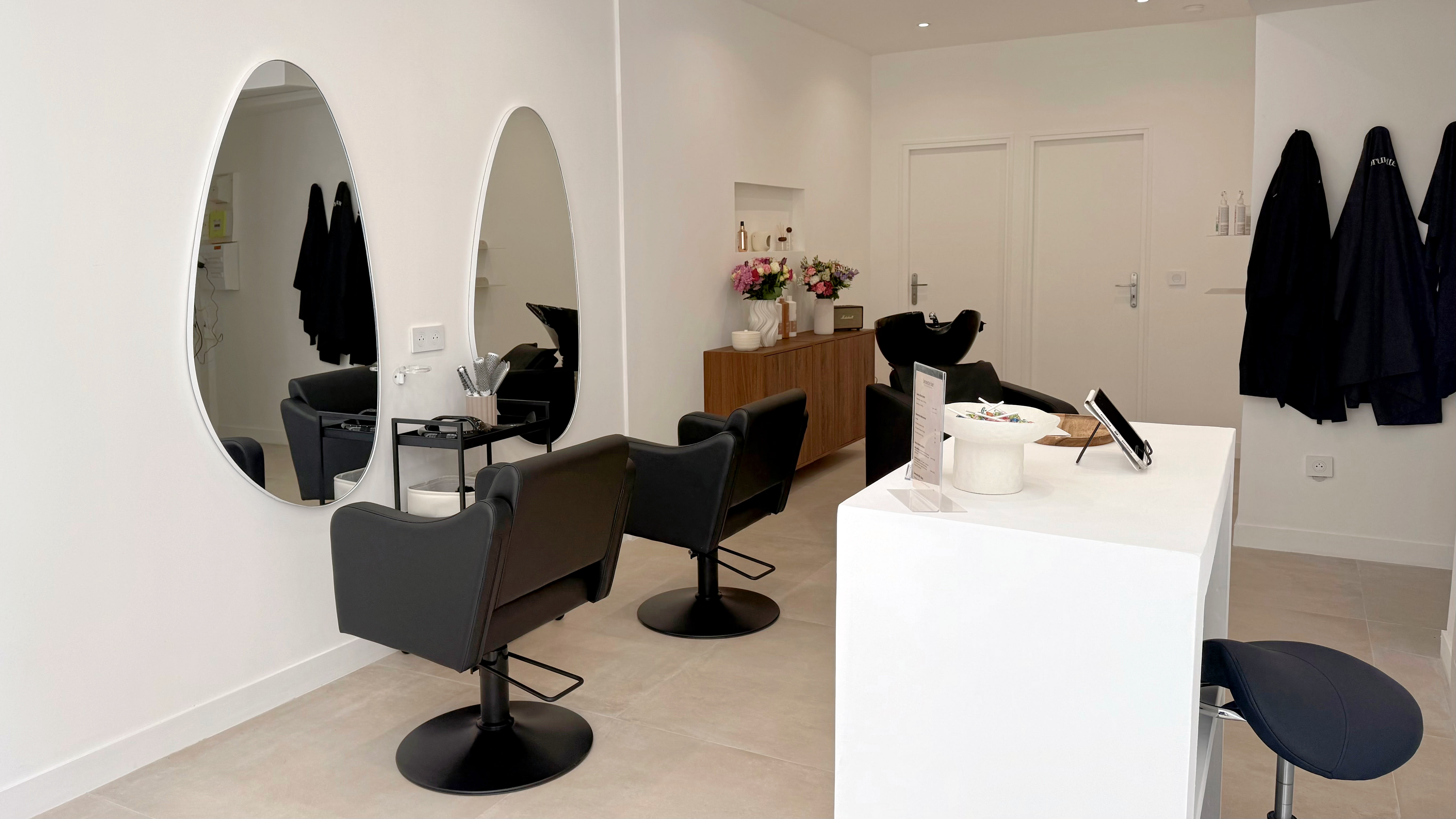 Brunette Bar | Spécialiste Brushing - Coiffure Nantes - Brunette Bar | Spécialiste Brushing - Photo Galerie - OneBooking