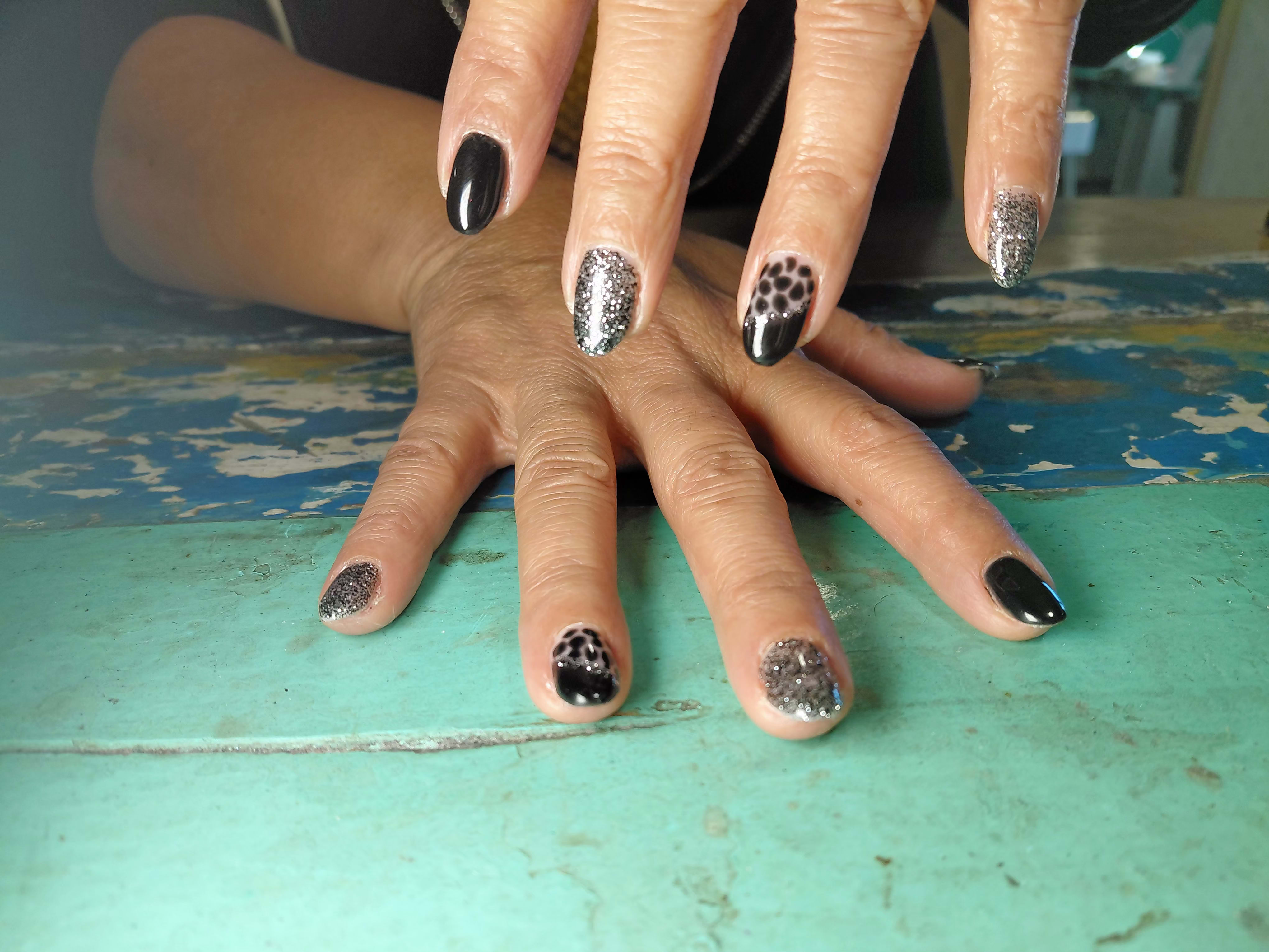 Divine Aux Doigts De Fee - Coiffure Alès - Divine Aux Doigts De Fee - Photo Galerie - OneBooking