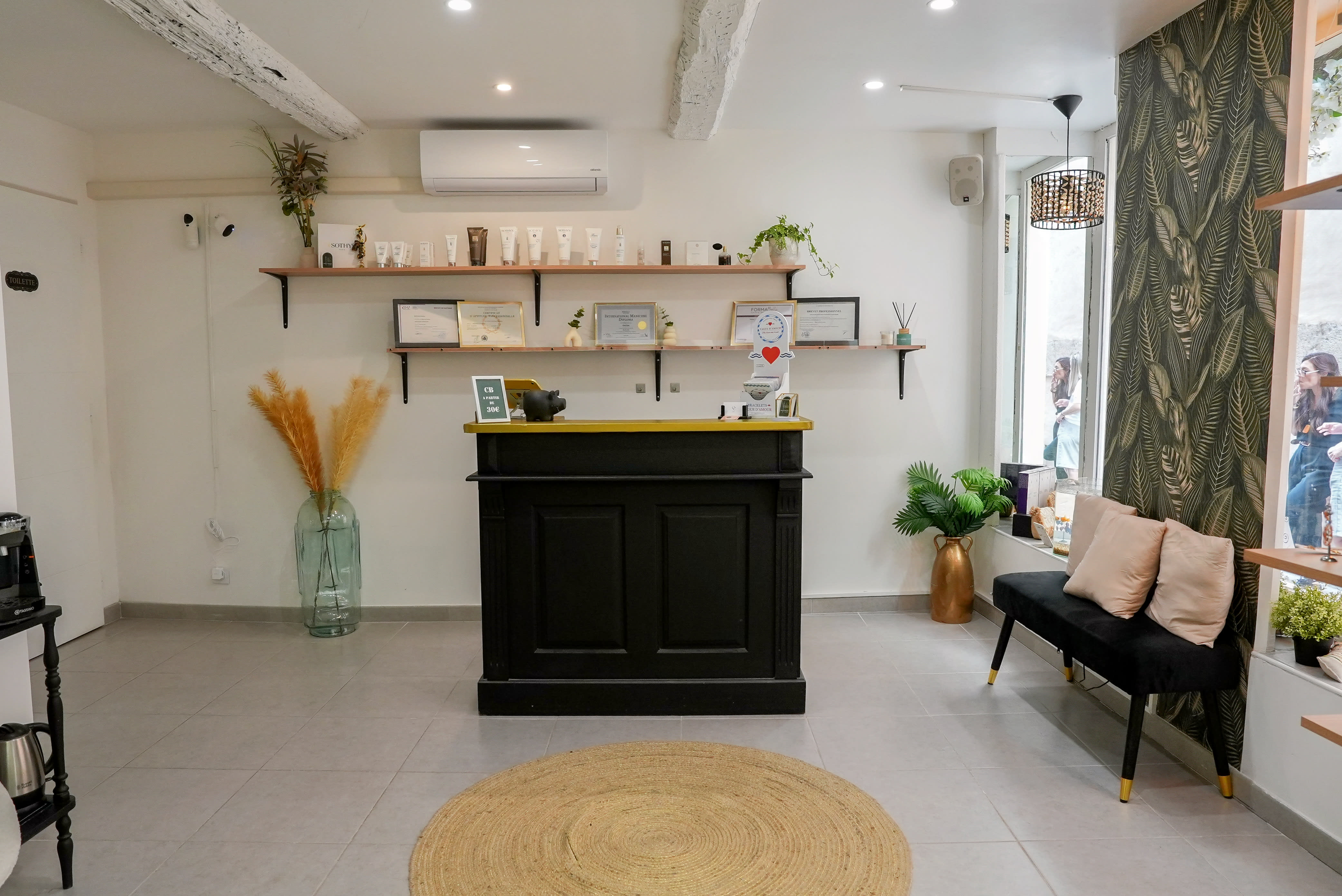 Douc’heur / Ô grandiOse Spa / OC Nails - Coiffure Narbonne - Photo de couverture - OneBooking