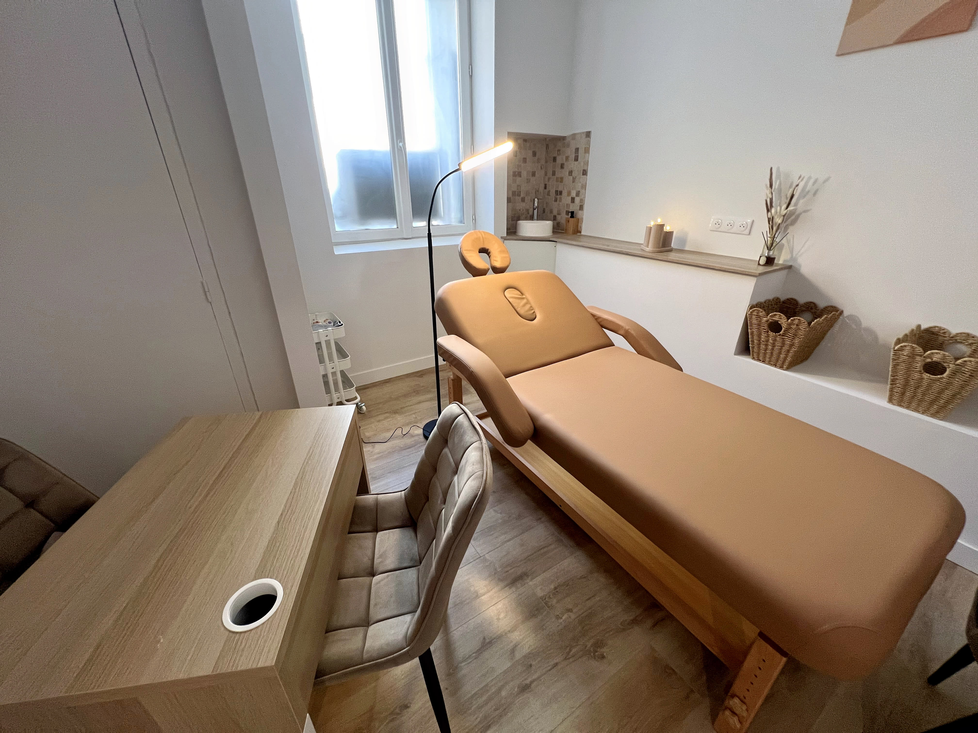 Aurìa Coworking - Institut de beauté Béziers - Photo de couverture - OneBooking