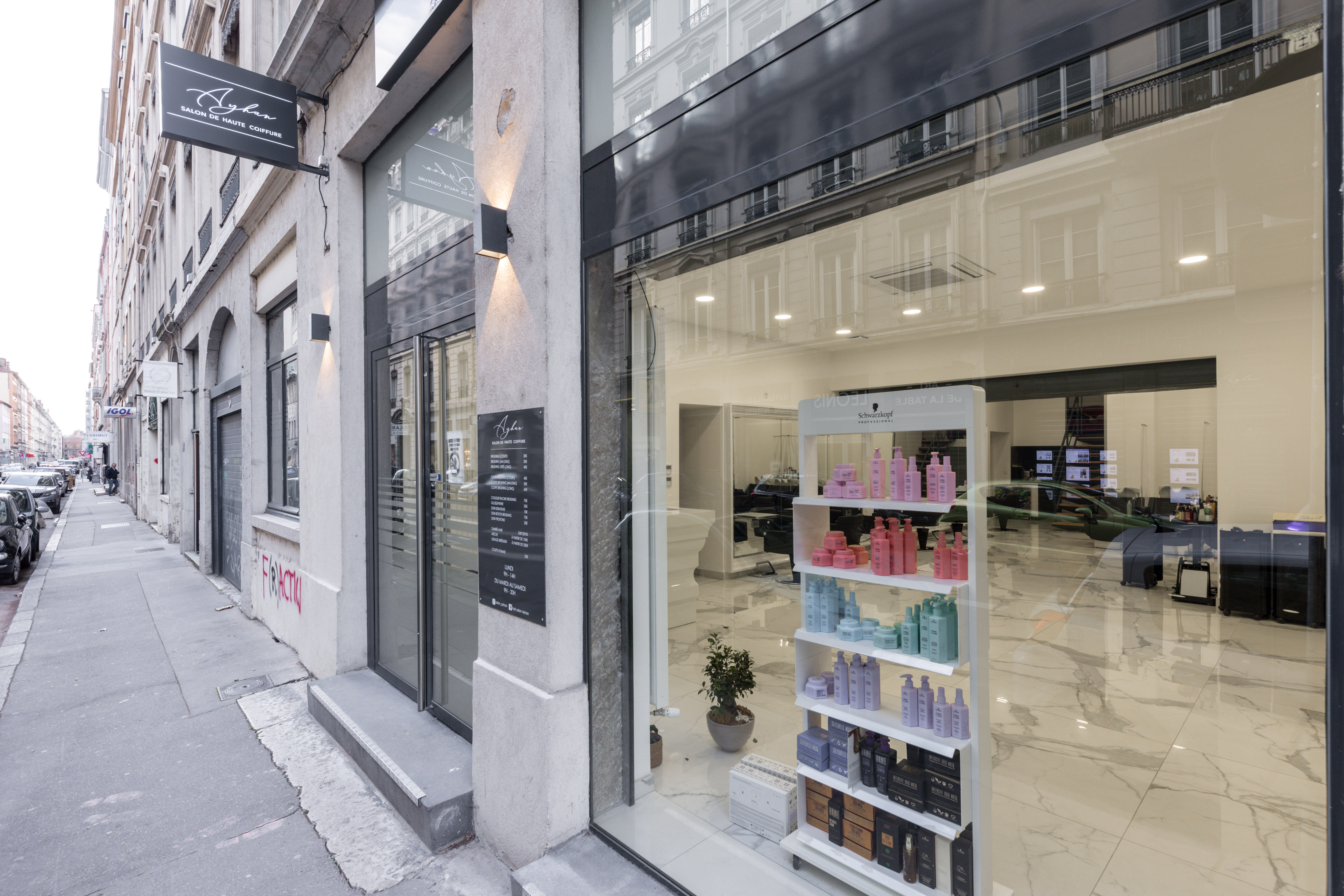 Salon Ayhan