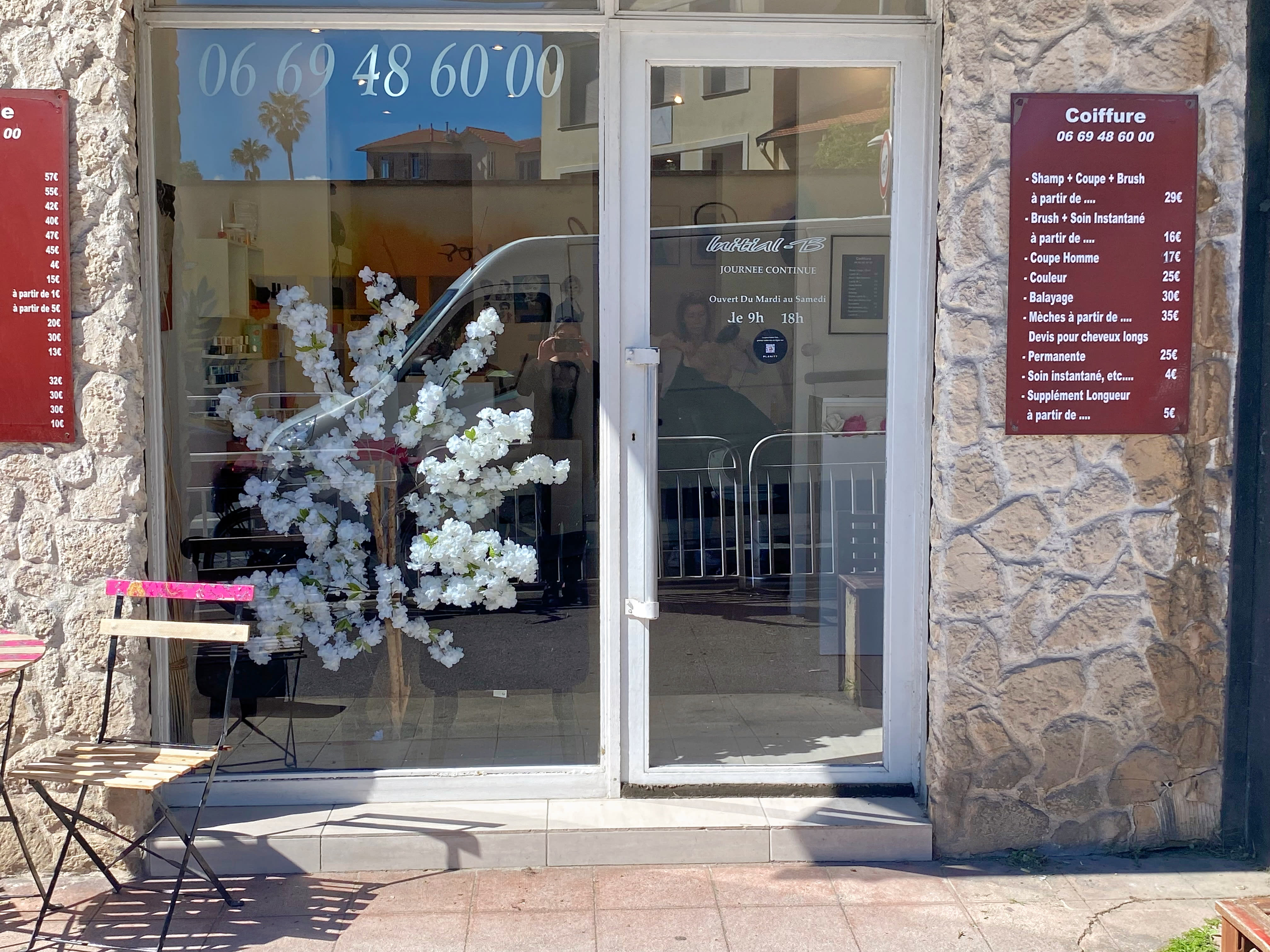 Coiffure | Ongle | Initial-B - Soin visage Nice - Photo de couverture - OneBooking