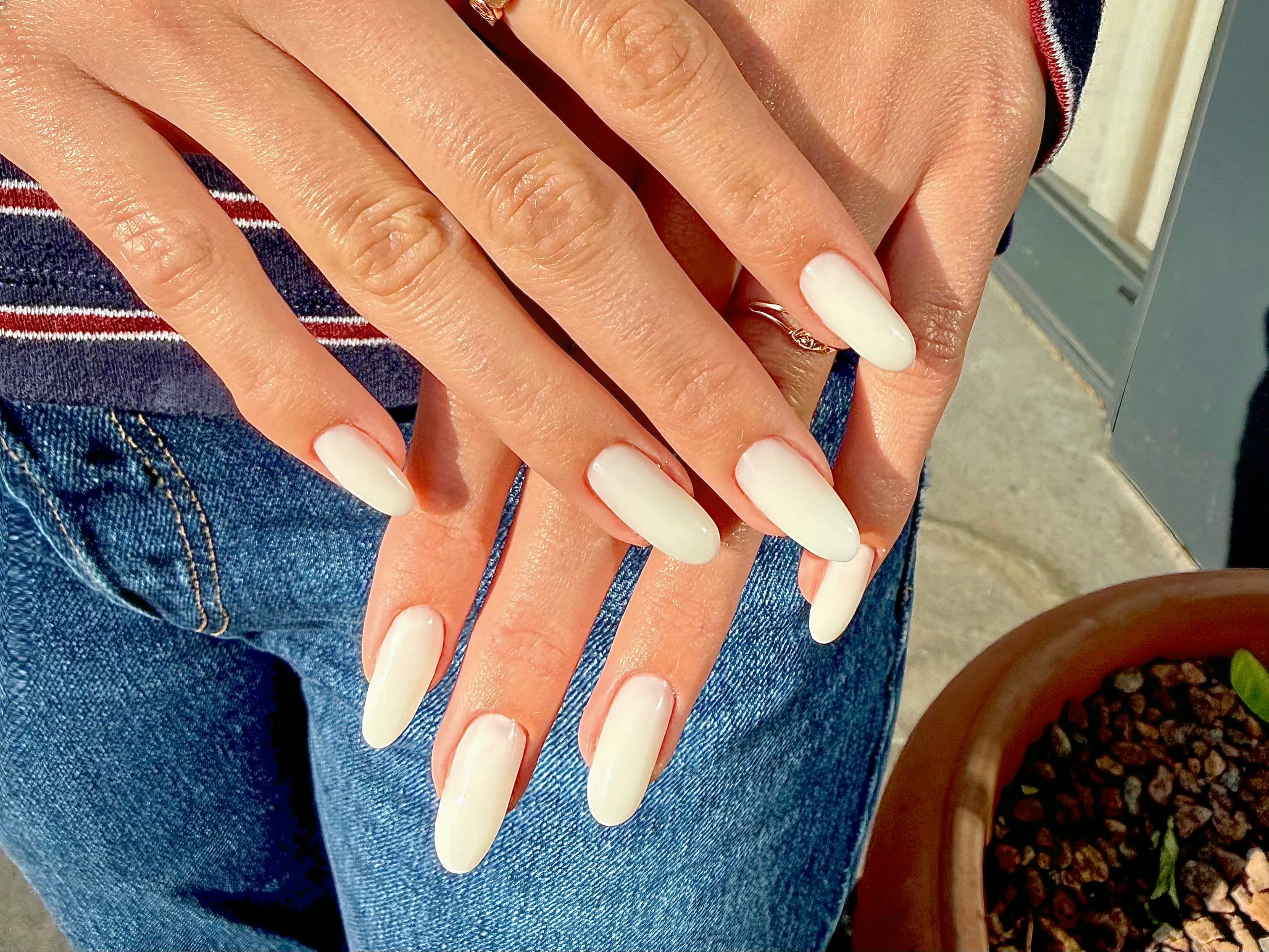 Moonails - Coiffure Nice - Moonails - Photo Galerie - OneBooking