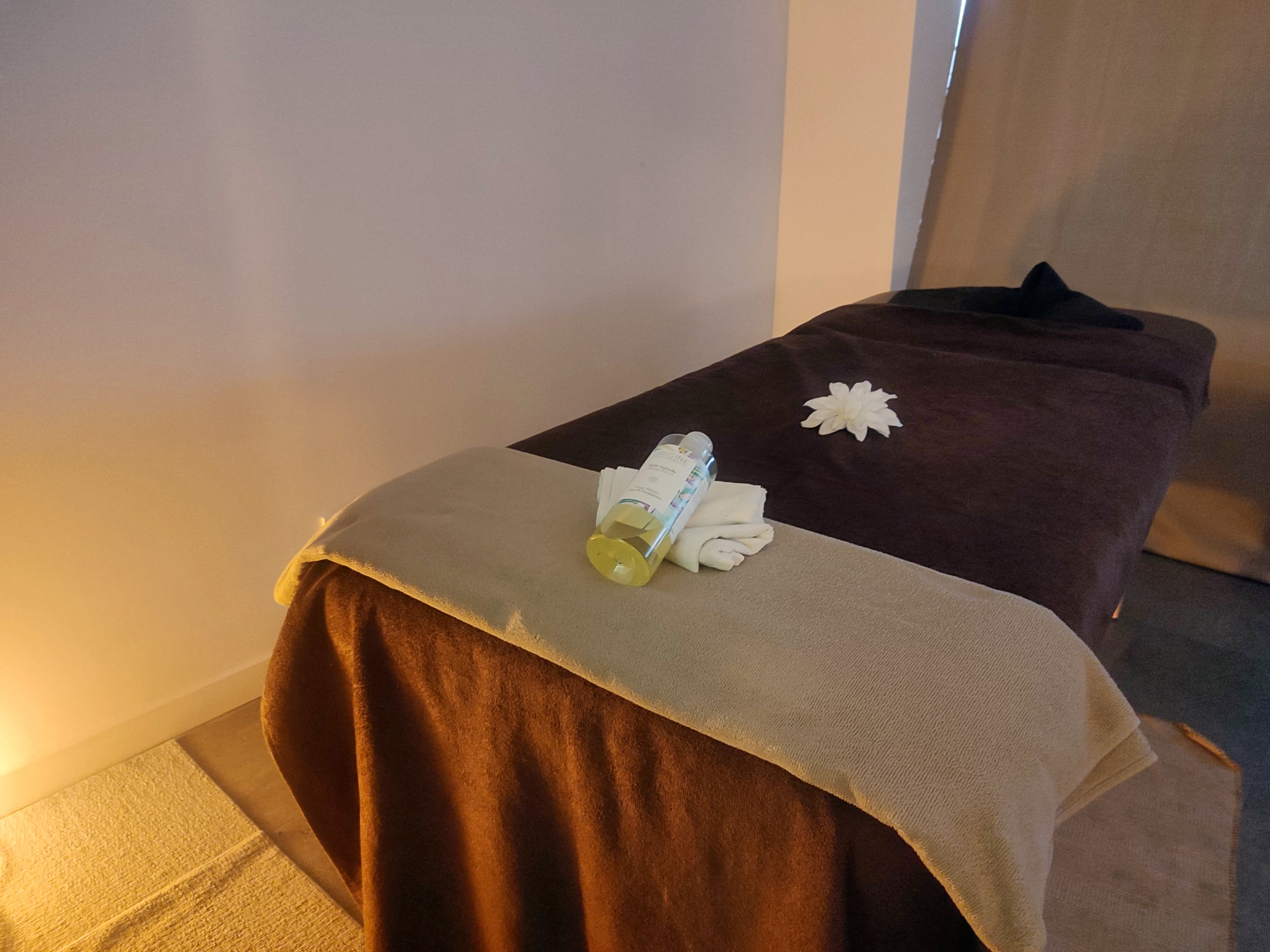 Artisane du bien etre - Institut de beauté Grenoble - OneBooking