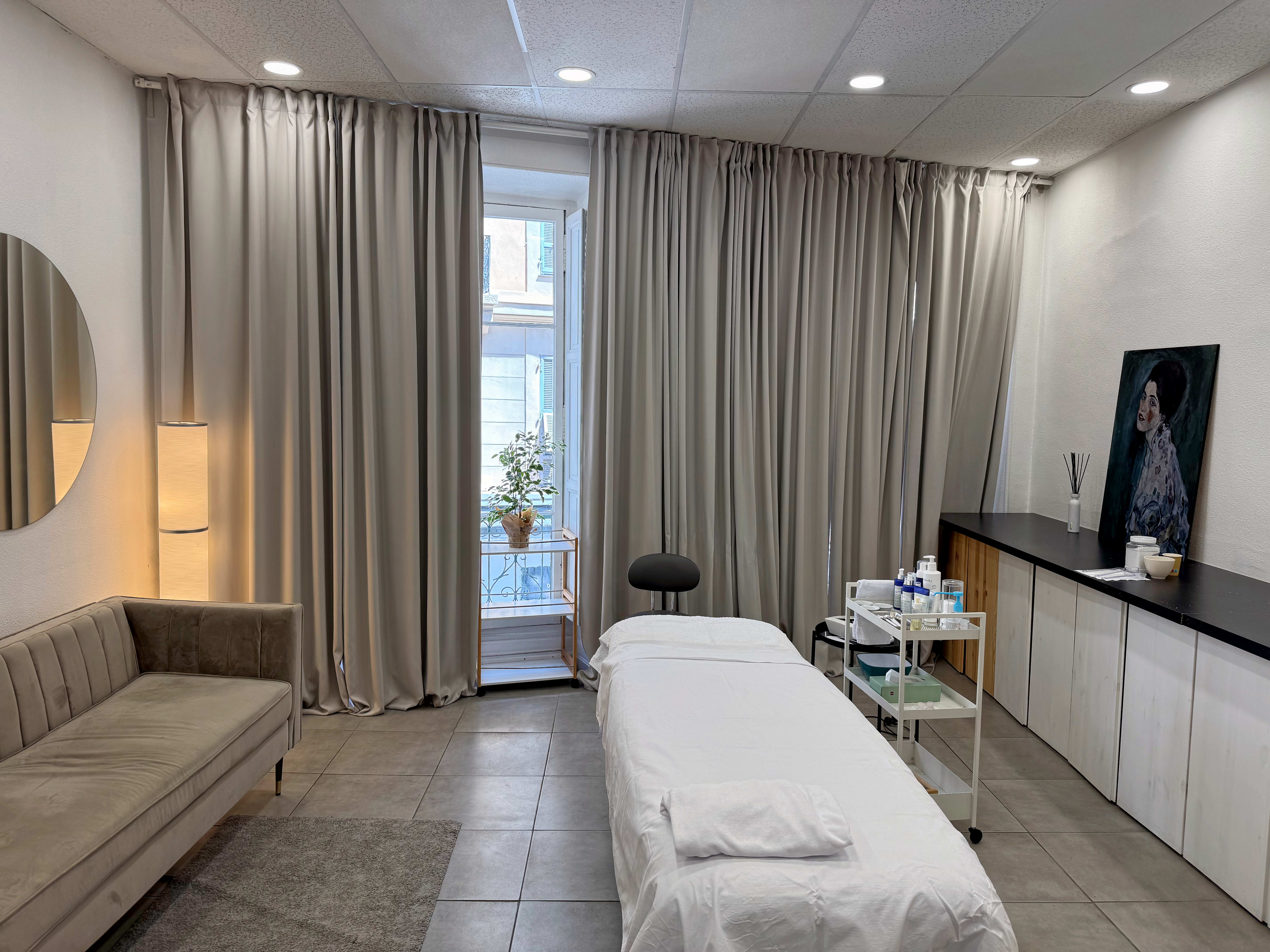 Aurica - esthéticienne facialiste masseuse | massage & soins du visage, massage du corps
