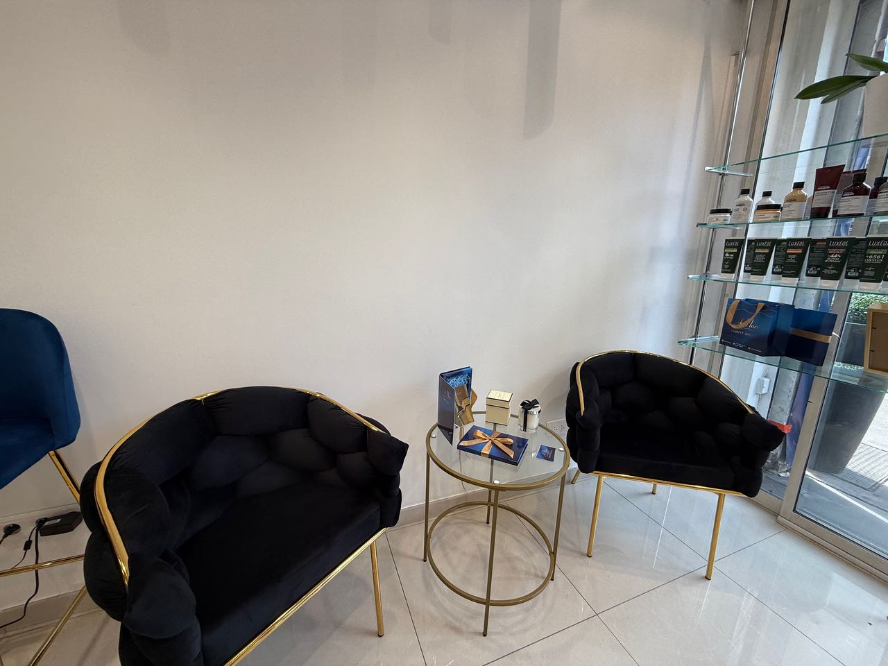 A MORE BEAUTY SALON - Institut de beauté Cannes - A MORE BEAUTY SALON - Photo Galerie - OneBooking