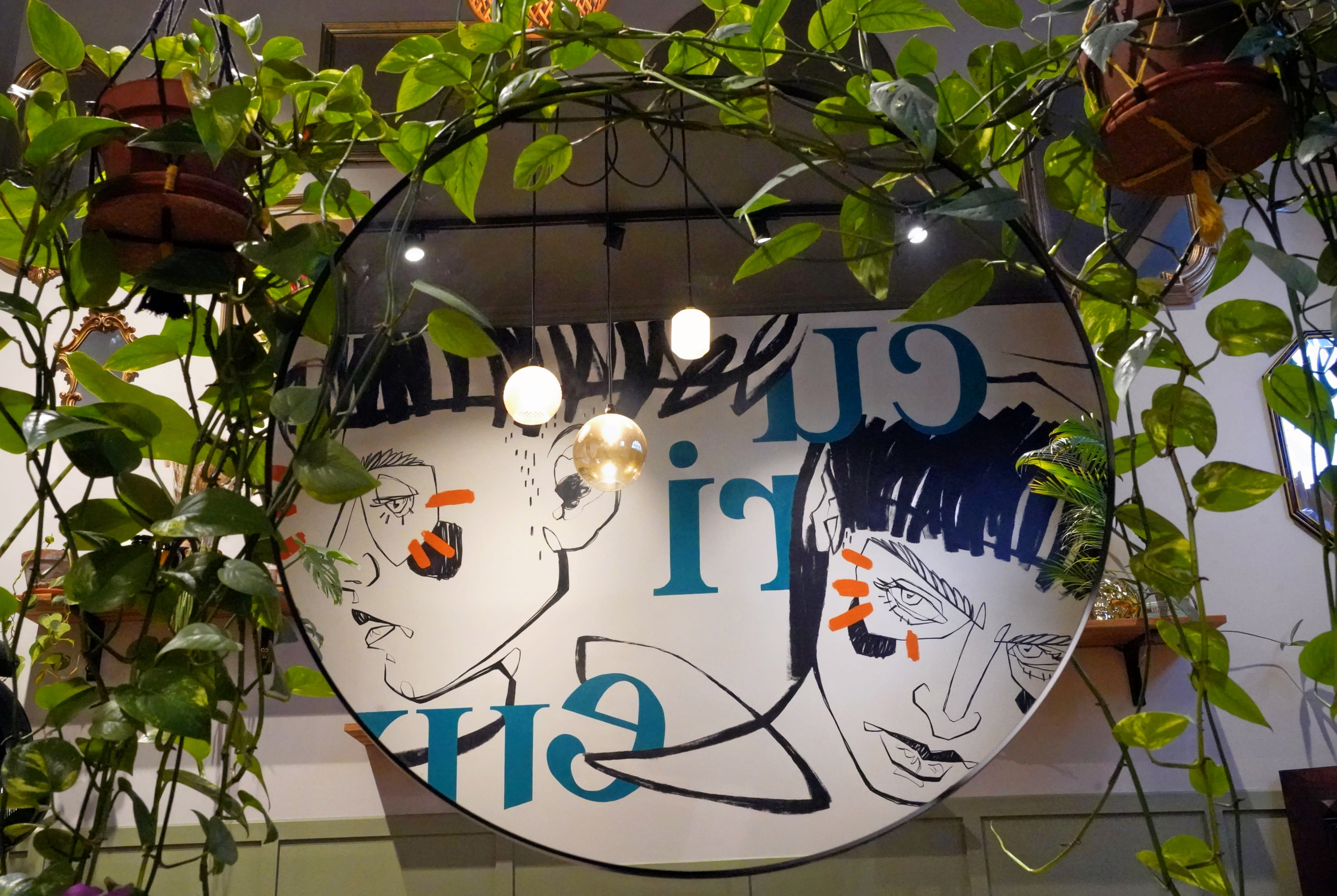 CURIEUX - Coiffure Nantes - CURIEUX - Photo Galerie - OneBooking