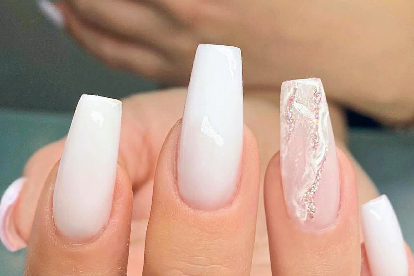 Queen Nails - Sourcils & cils Nice - Queen Nails - Photo Galerie - OneBooking