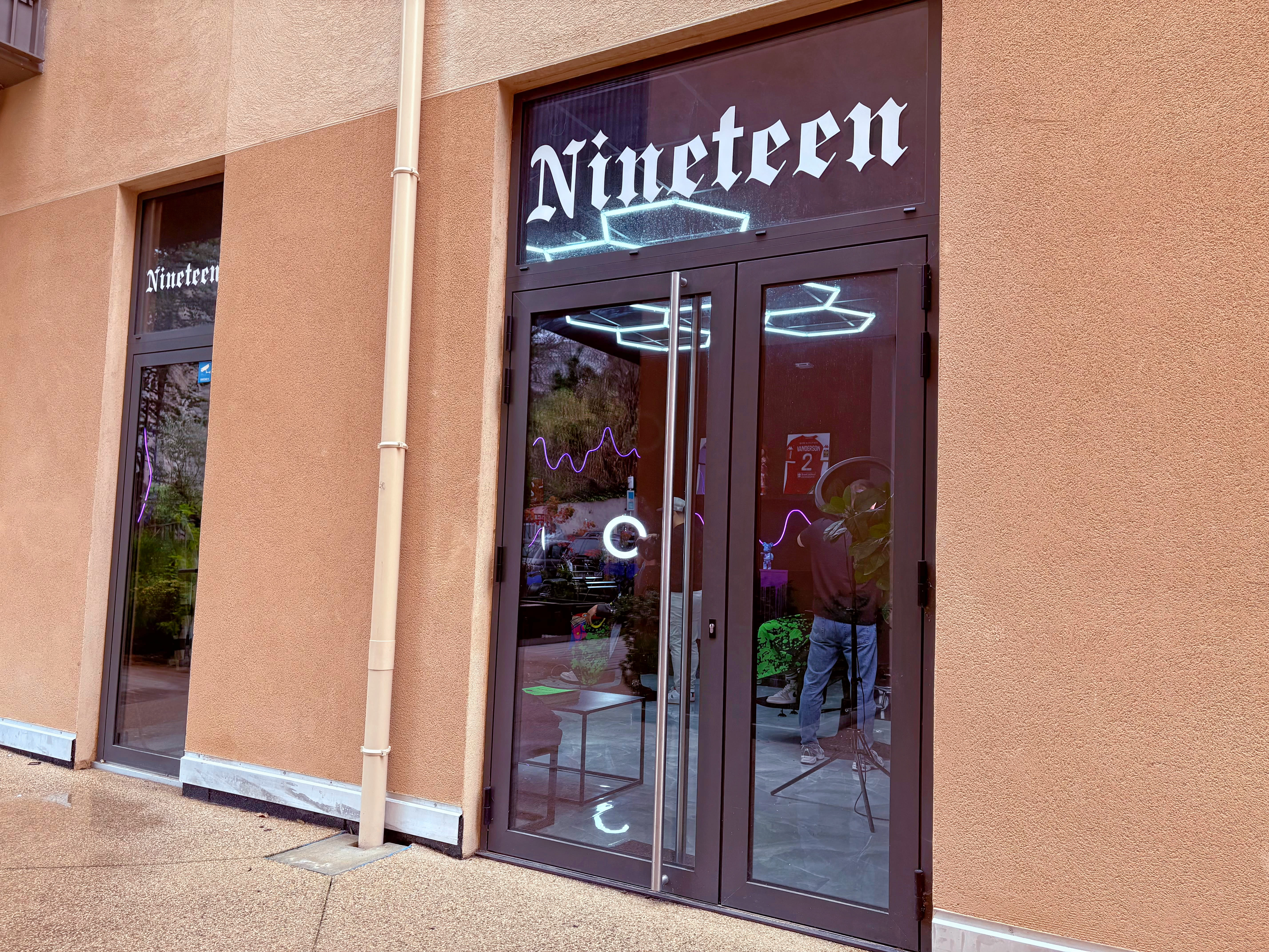 Nineteen Barber - Barbier Cagnes-sur-Mer - OneBooking