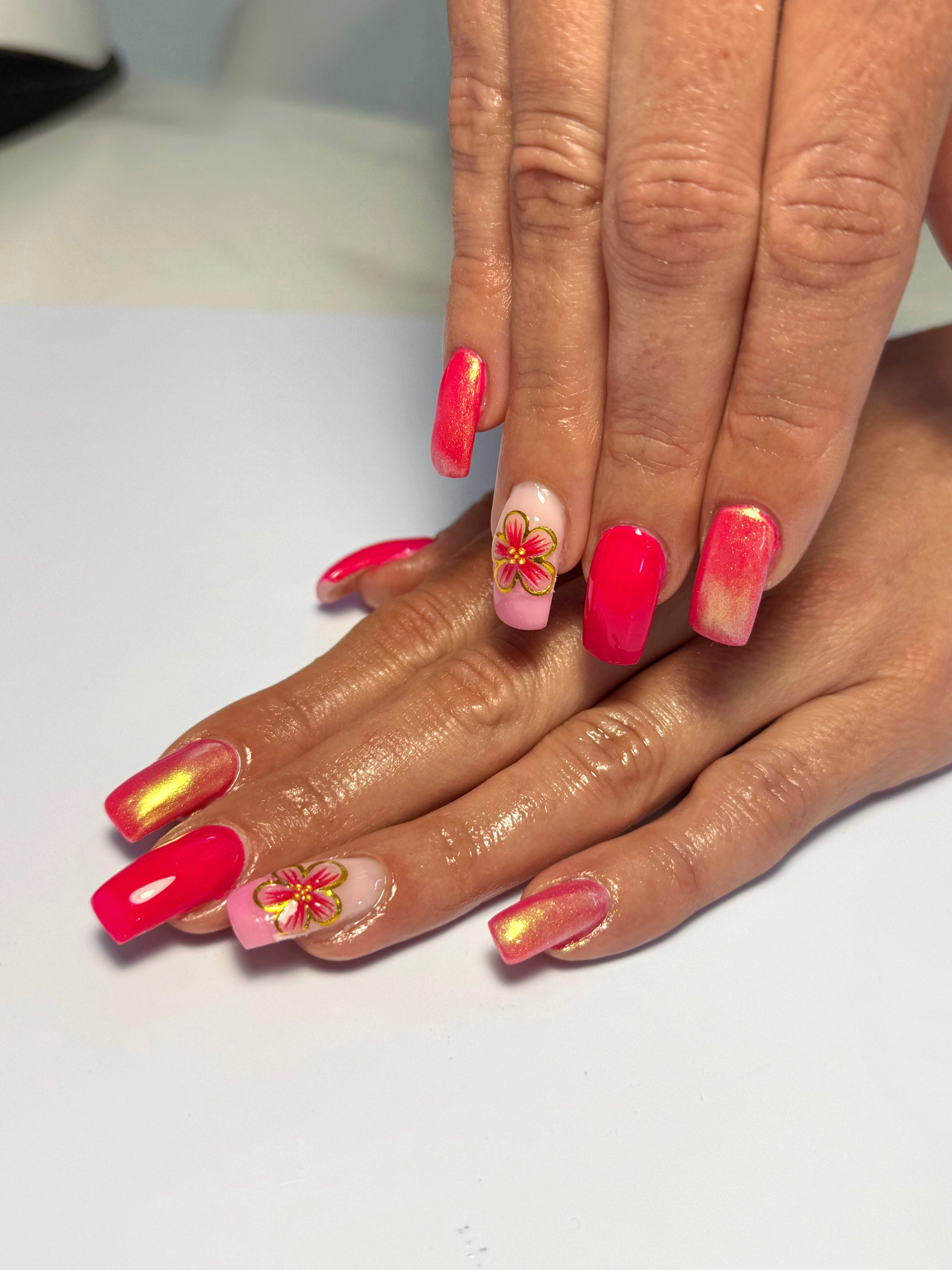 Latelier des ongles - Coiffure Alès - OneBooking