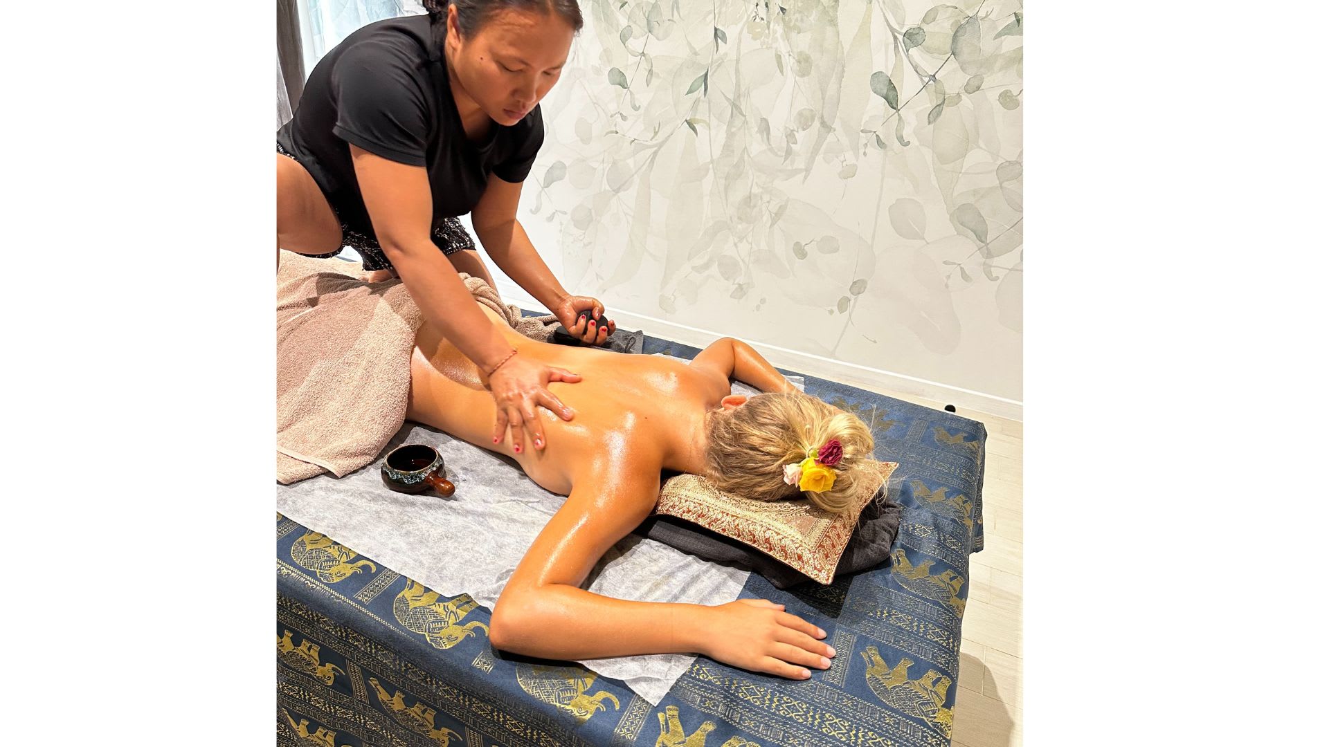 Ayothaya massage - Sourcils & cils Nice - Ayothaya massage - Photo Galerie - OneBooking