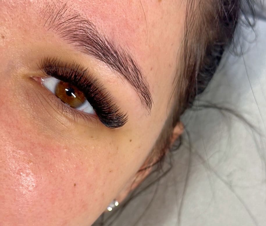 Riviera Eyes - Sourcils & cils Nice - Riviera Eyes - Photo Galerie - OneBooking