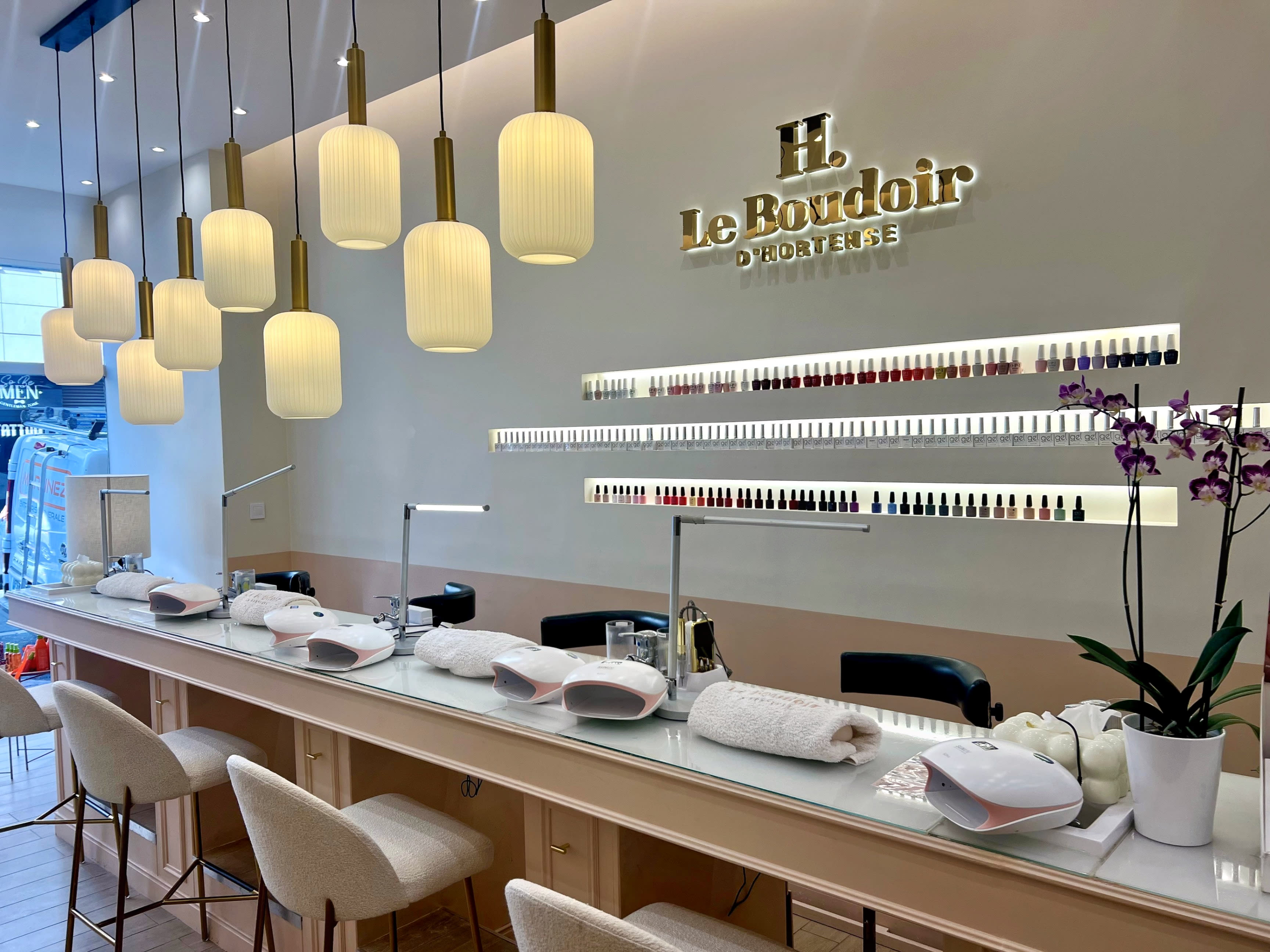 Le Boudoir d'Hortense - Onglerie Cannes - OneBooking