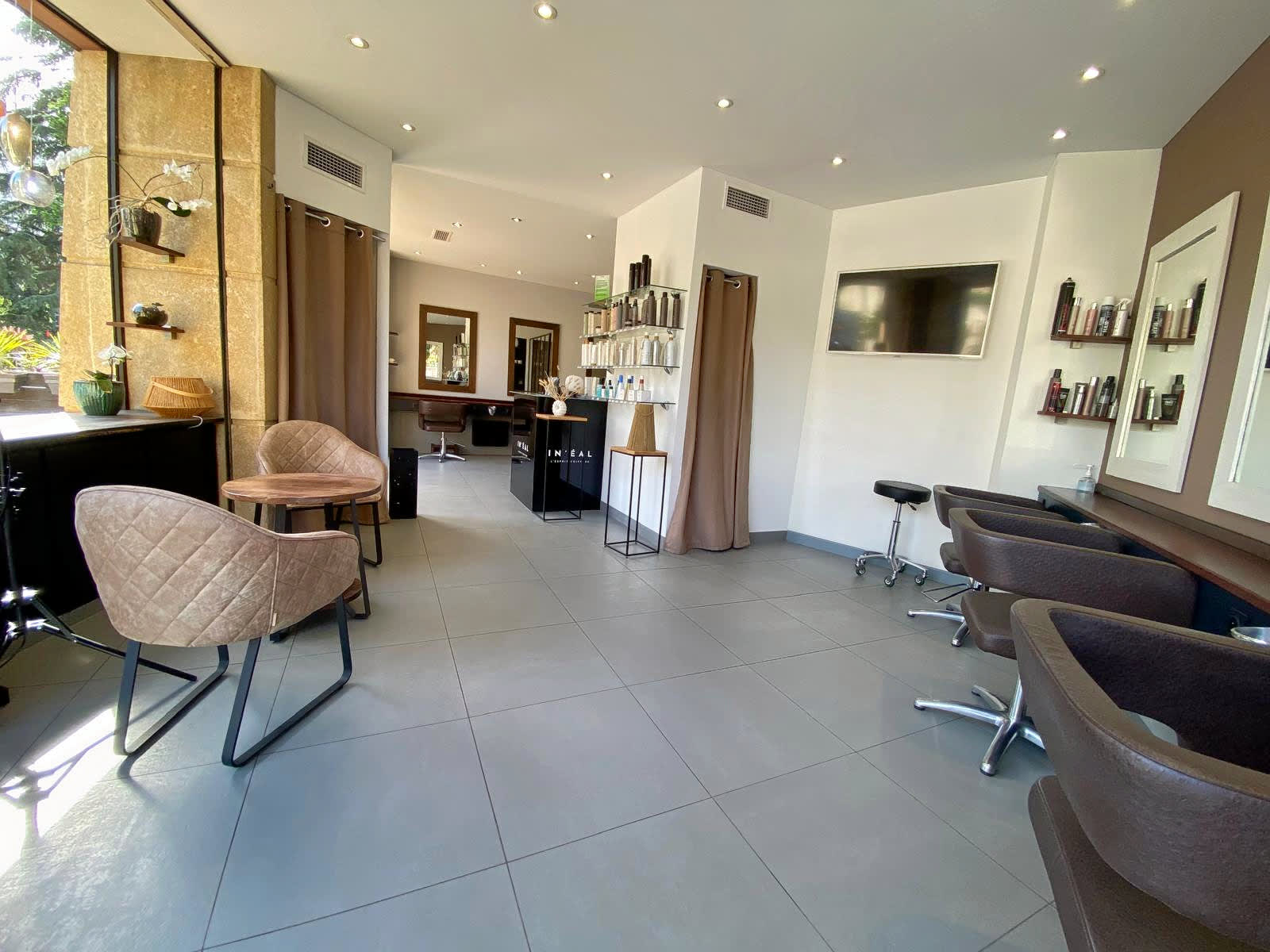 IN’ÉAL l'Esprit Coiffure - Coiffure Hyères - IN’ÉAL l'Esprit Coiffure - Photo Galerie - OneBooking