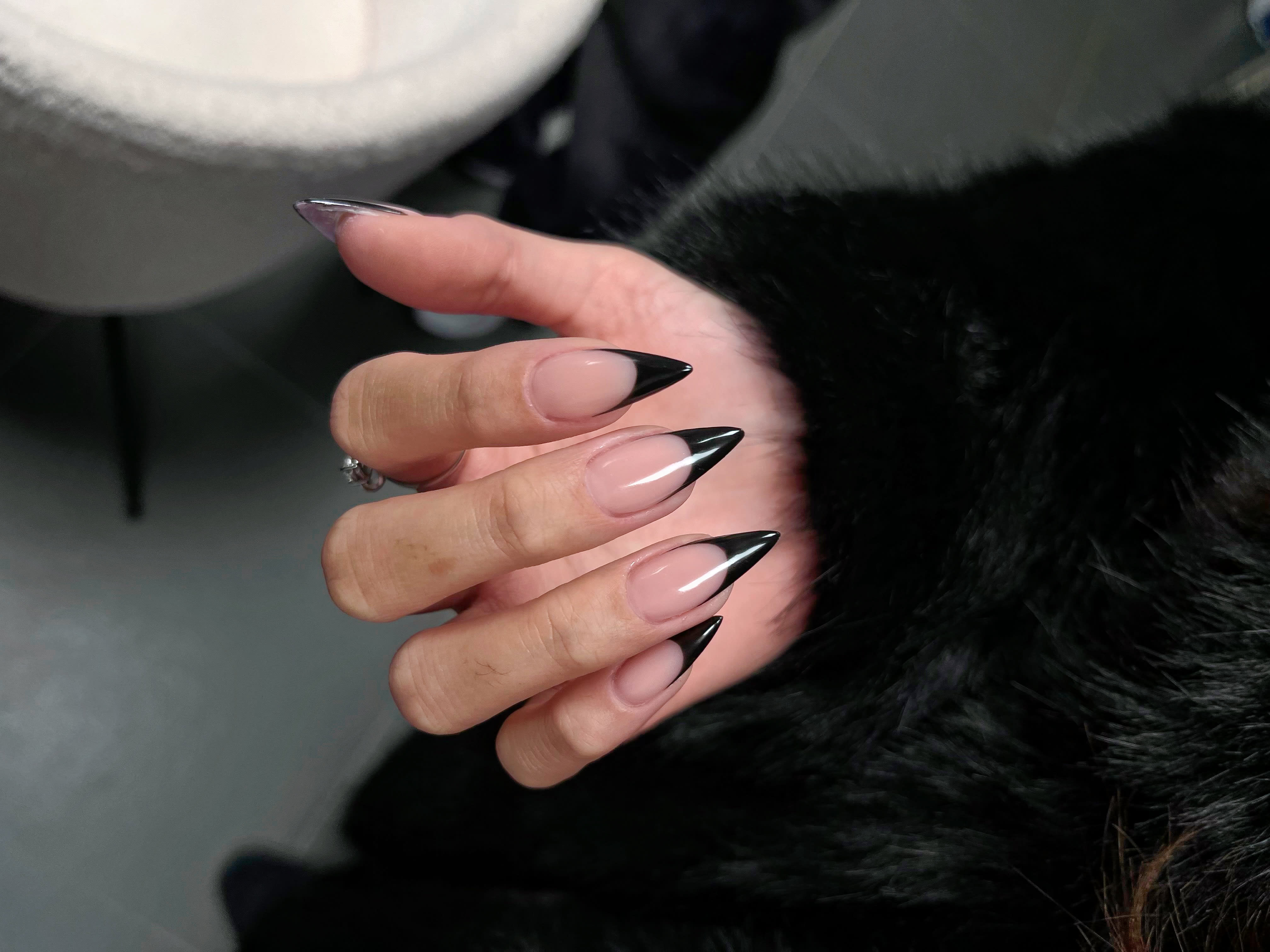 Nails Luxury - Sourcils & cils Nice - Nails Luxury - Photo Galerie - OneBooking