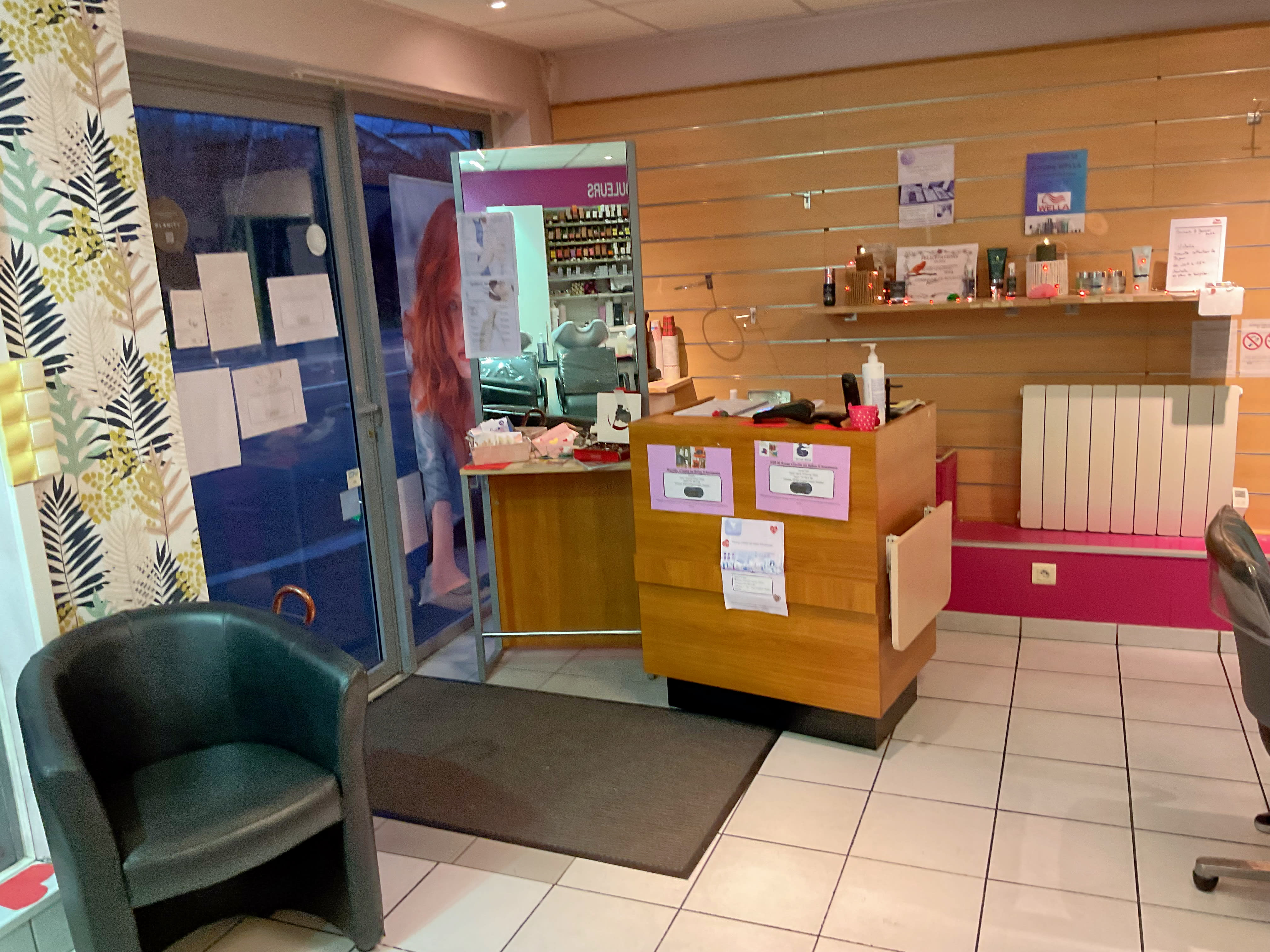 Le salon d’anastasia chez Coiffure création - Coiffure Le Havre - OneBooking