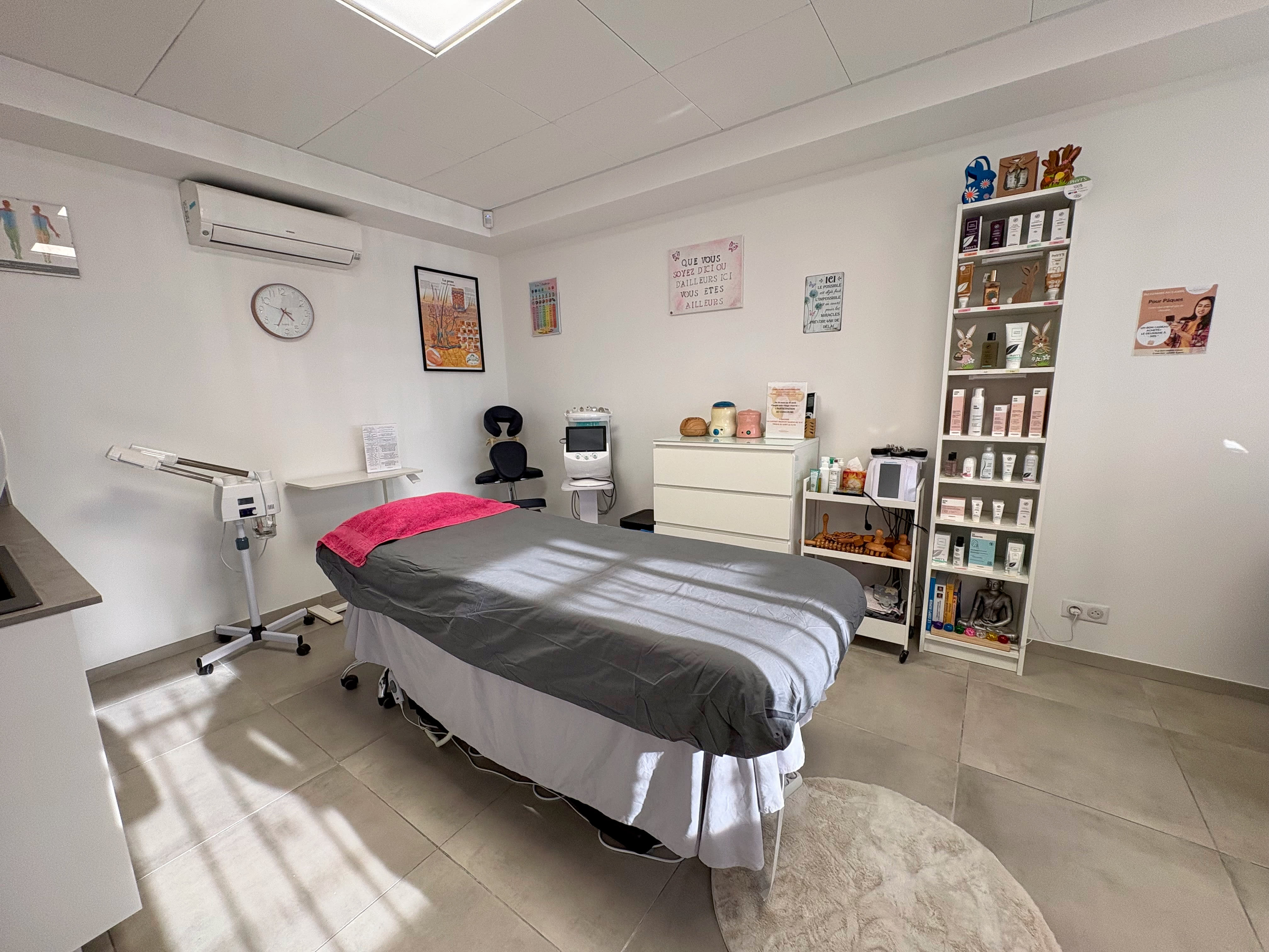 Maison Métamorphose - Sourcils & cils Nice - Maison Métamorphose - Photo Galerie - OneBooking