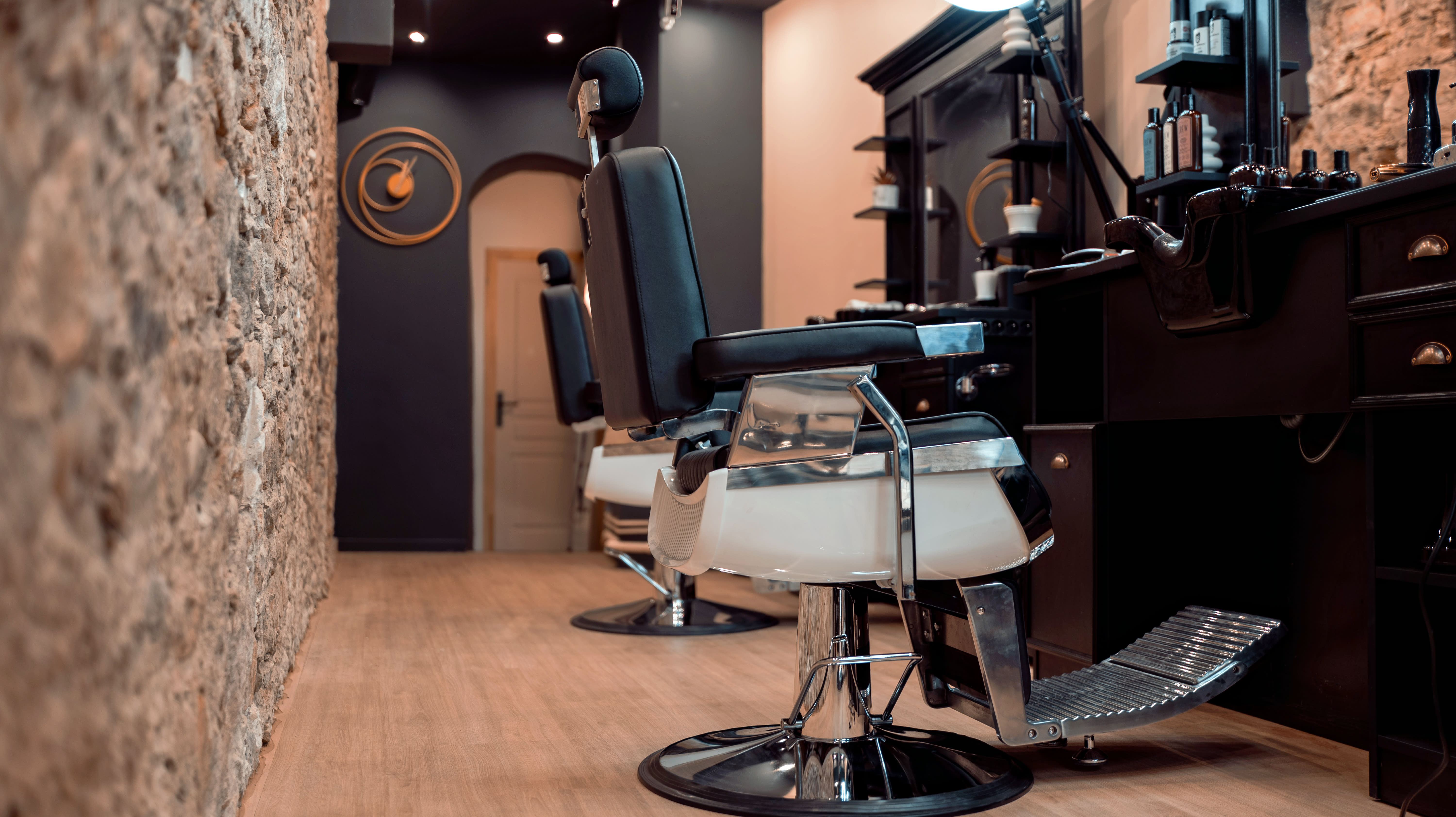 Les Angles Barbier - Beaux Arts - Coiffure Lyon - OneBooking