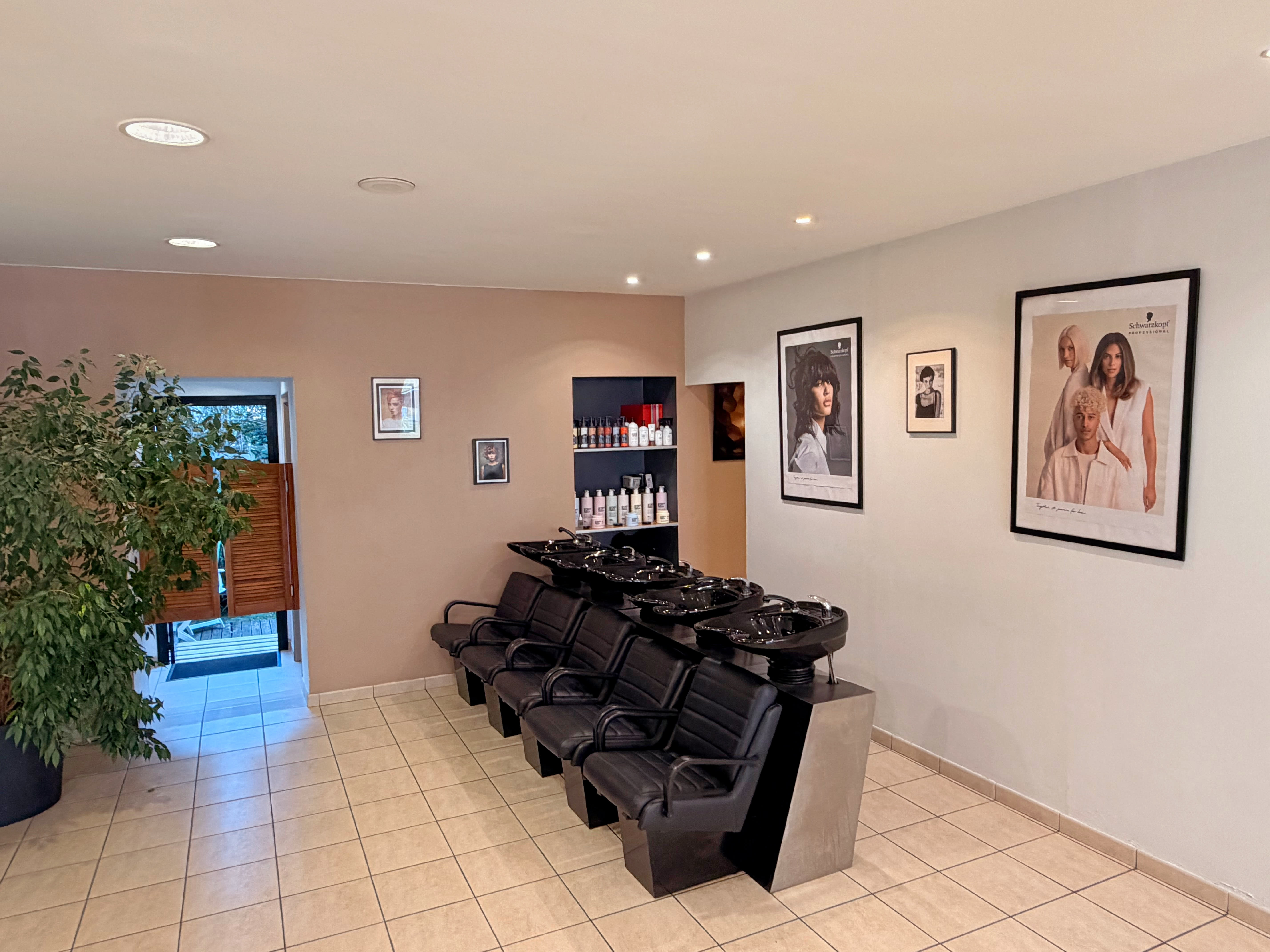 Chez Gustave - Coiffure Toulouse - Chez Gustave - Photo Galerie - OneBooking