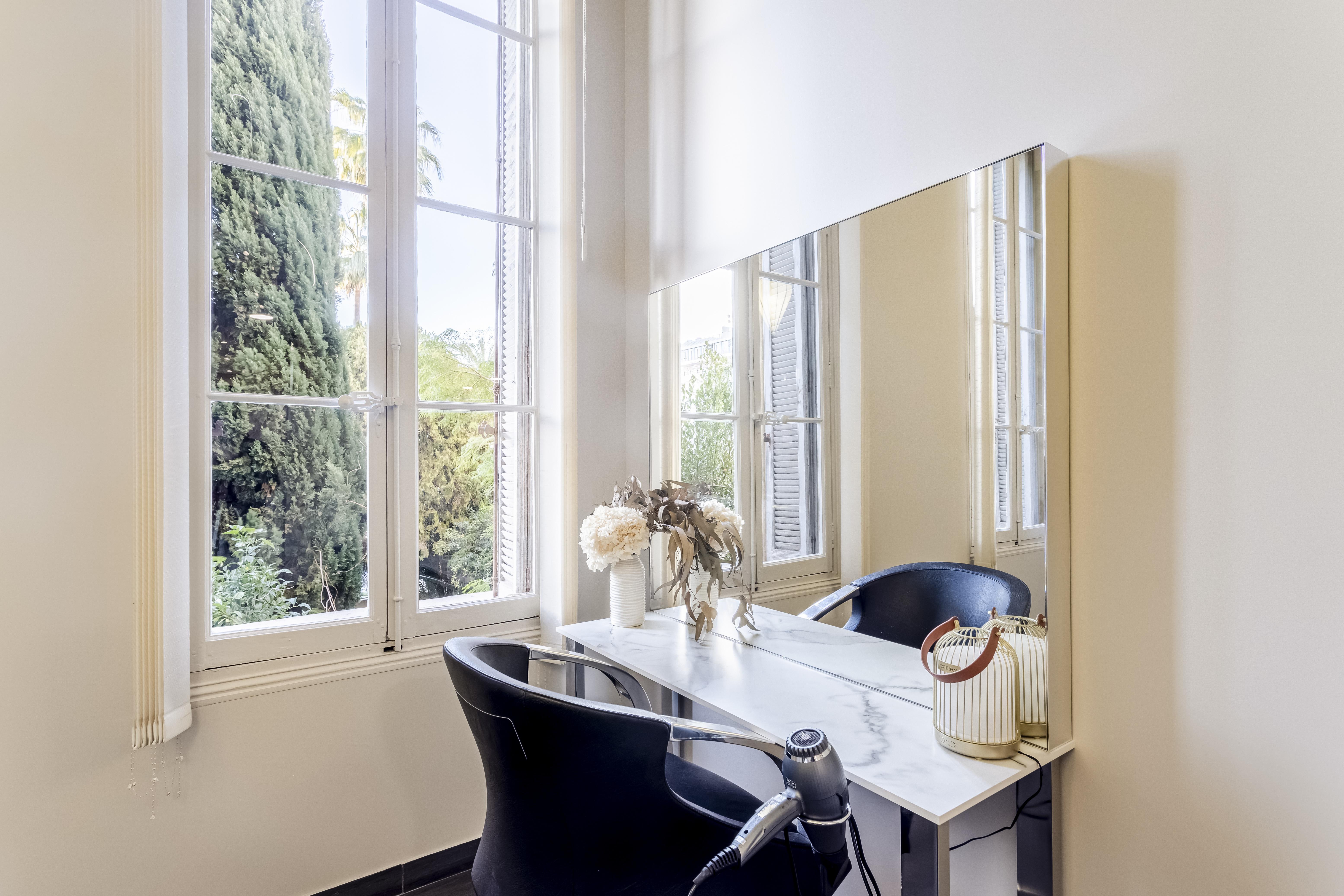 L'artisan Coiffeur - Coiffure Hyères - L'artisan Coiffeur - Photo Galerie - OneBooking