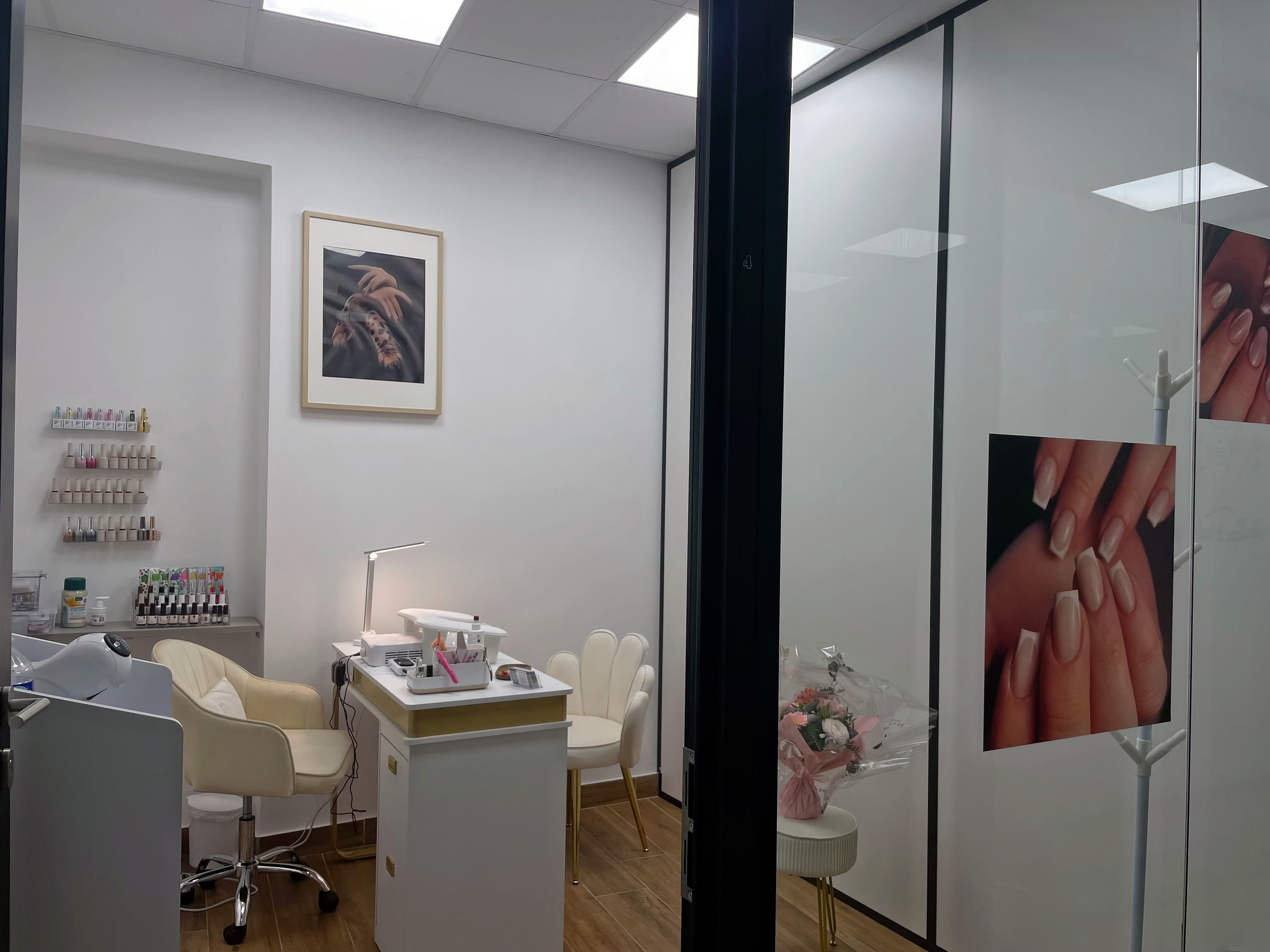 Fleeked by A - Institut de beauté Cannes - Fleeked by A - Photo Galerie - OneBooking