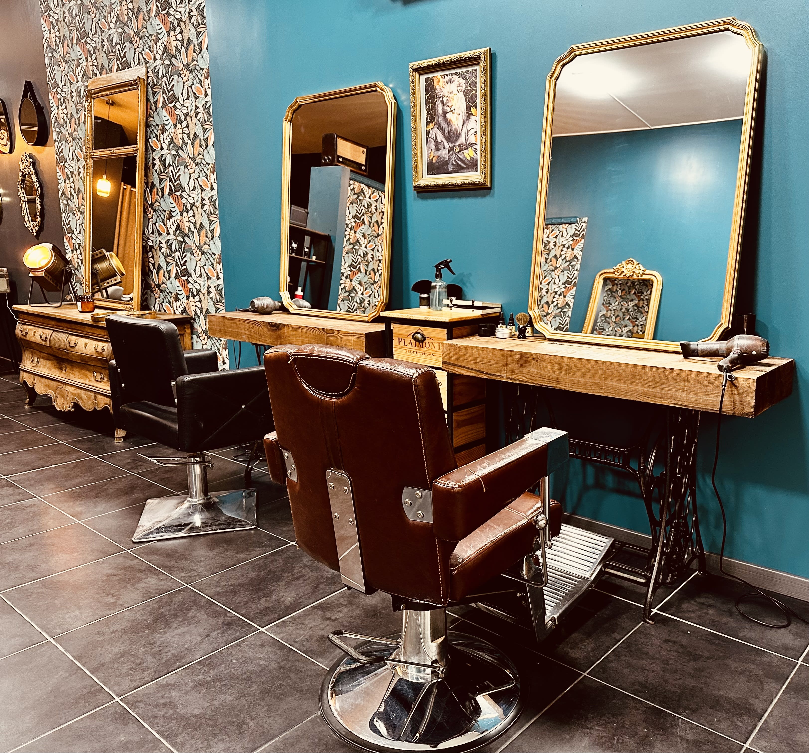 Le Repaire Des Hommes - Barbier Agen - Le Repaire Des Hommes - Photo Galerie - OneBooking
