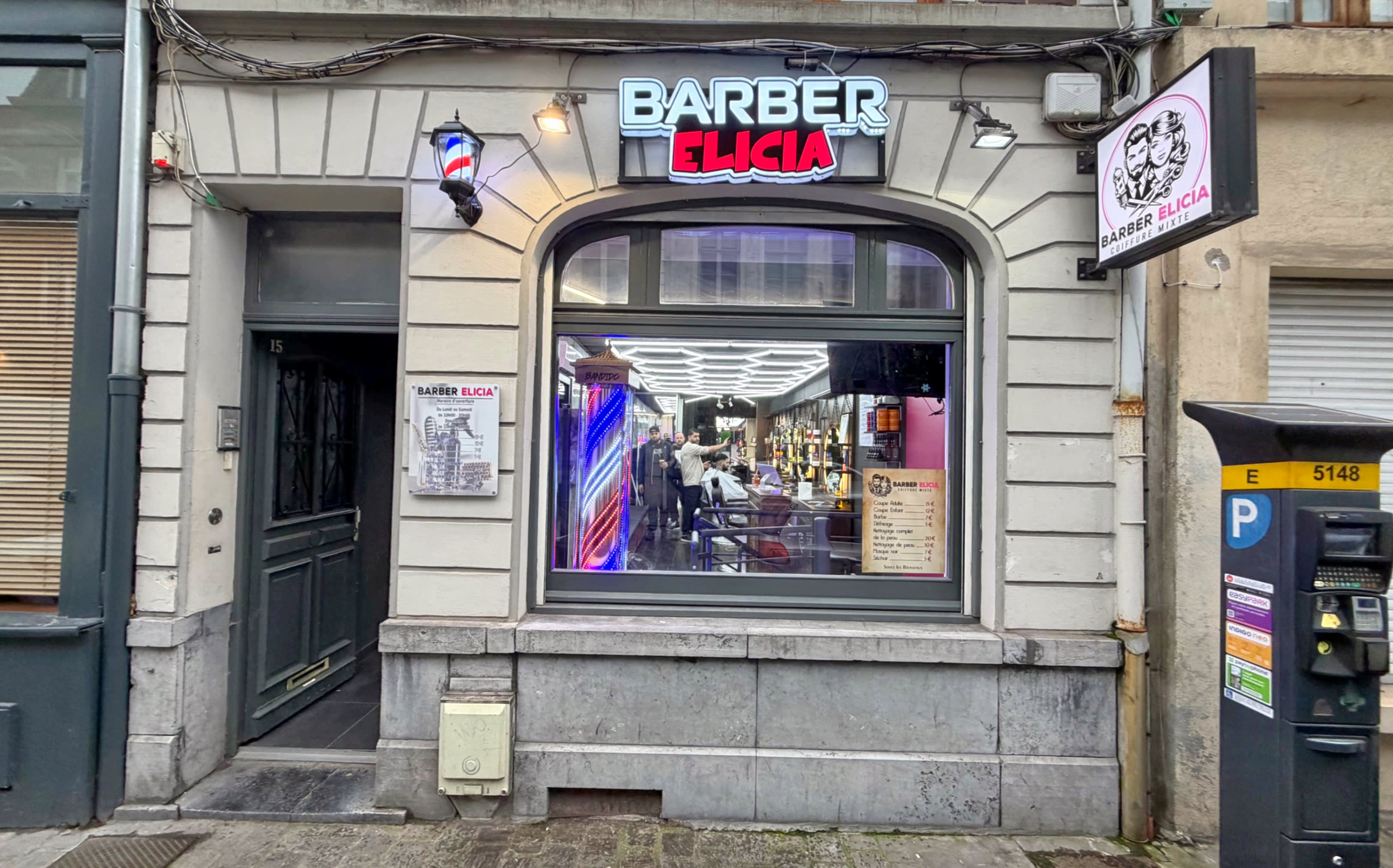 Barber Elicia - Coiffure Lille - OneBooking