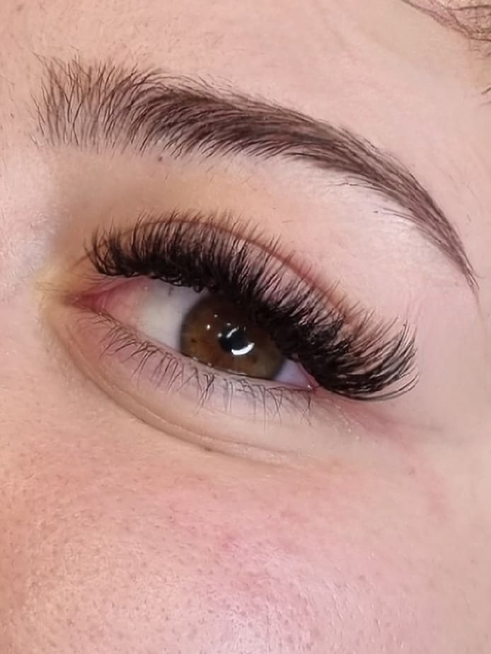 SUBLIMEYES - Sourcils & cils Nice - SUBLIMEYES - Photo Galerie - OneBooking