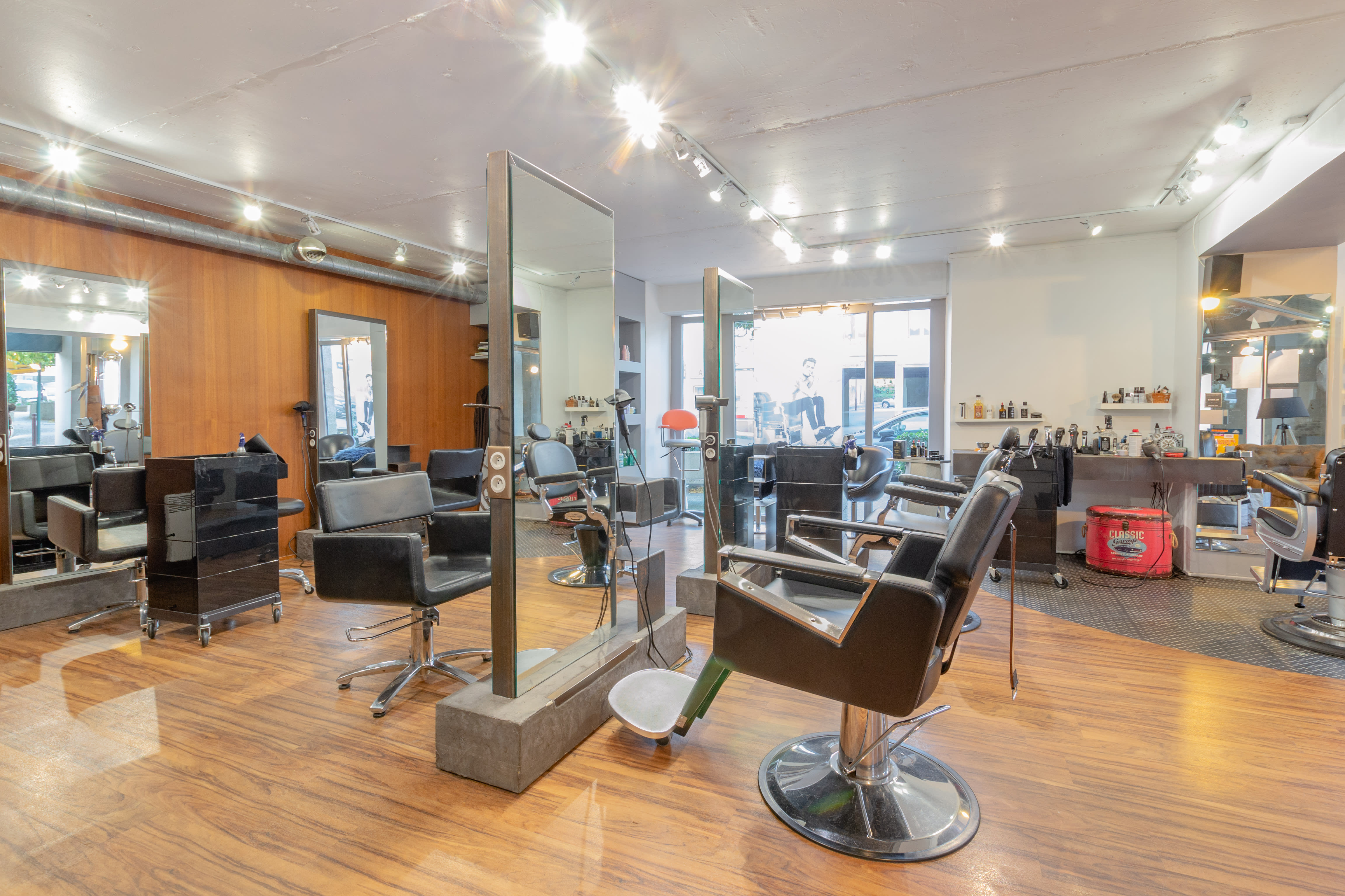 Coiffeur Les Herbiers Rdv En Ligne Courts ou Longs : coiffeur - Planity - RDV en ligne