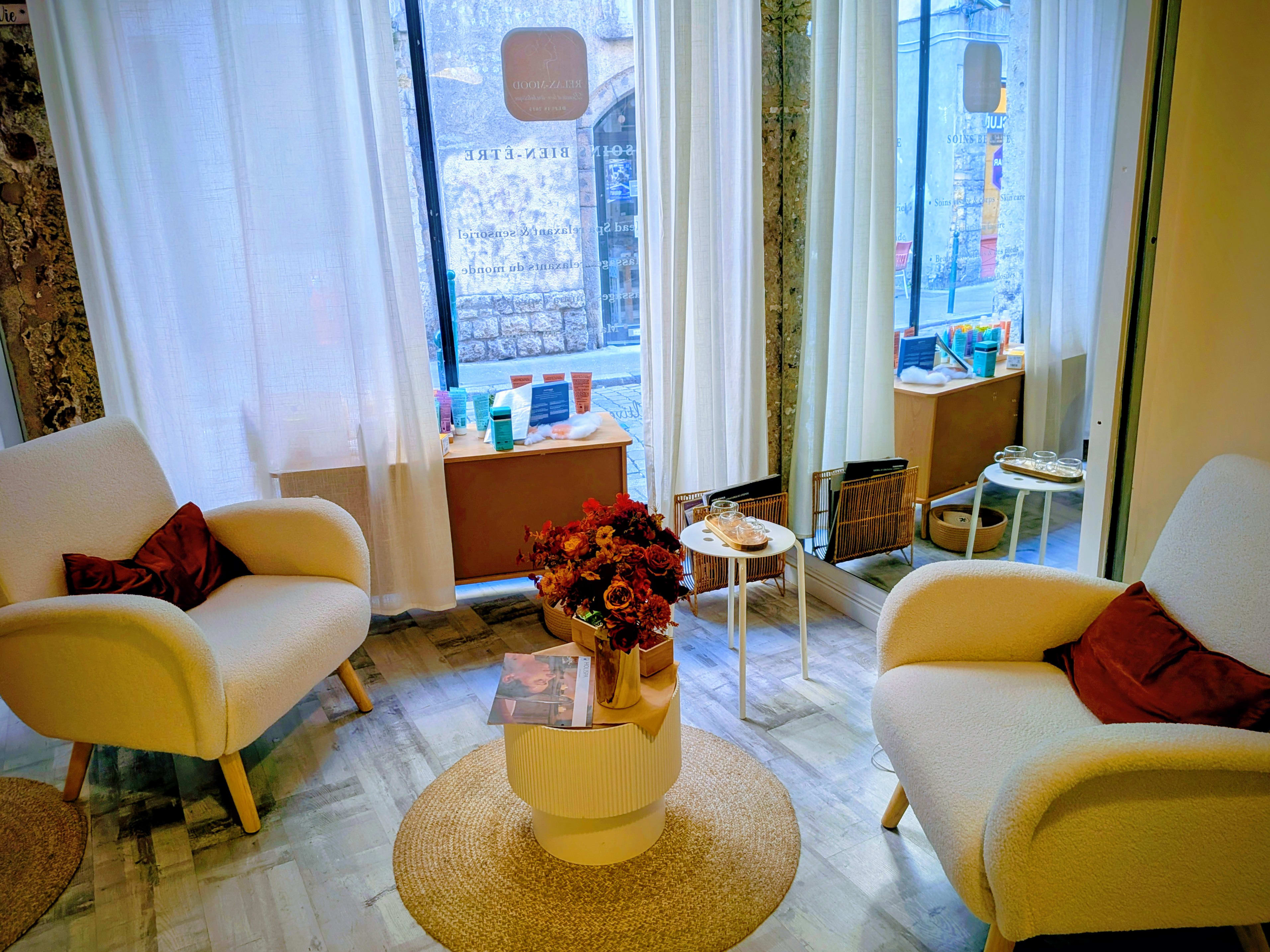 Relax-Mood - Épilation Lyon - OneBooking