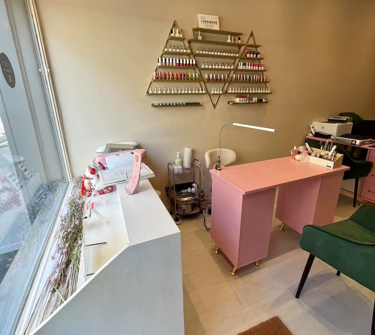 Ongles ZI-Yi - Onglerie Lyon - OneBooking