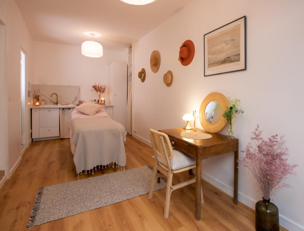 Fanny Facialiste - Massage Paris - OneBooking