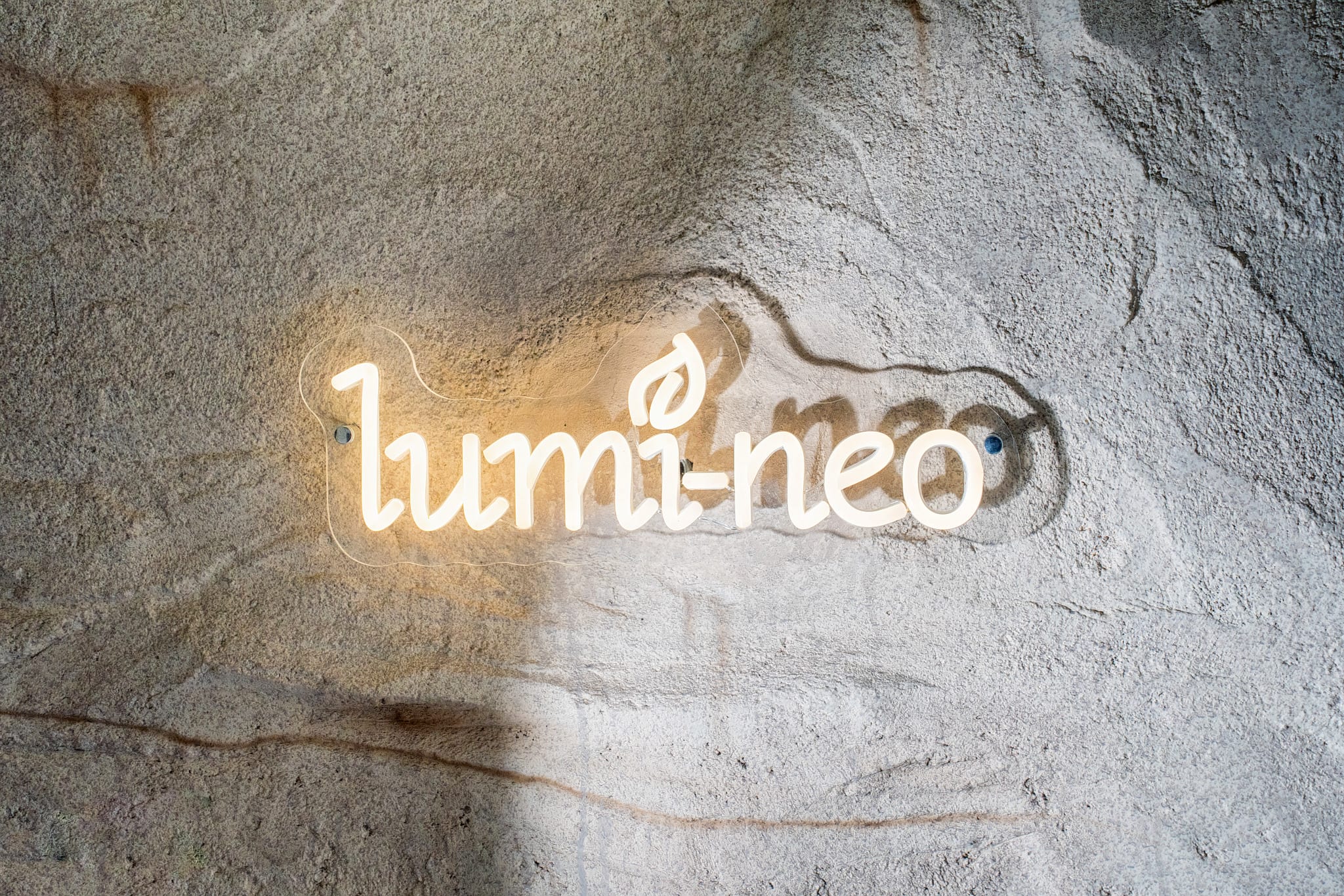 LUMI-NÉO