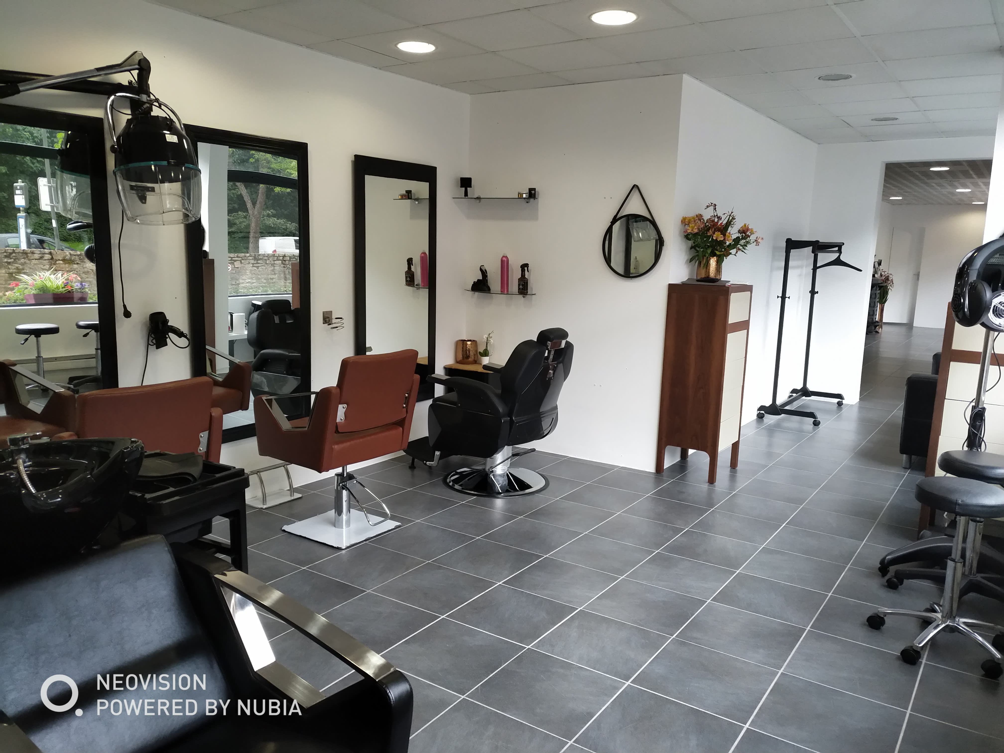 Lys Coiffure et Cabinet Esthétique