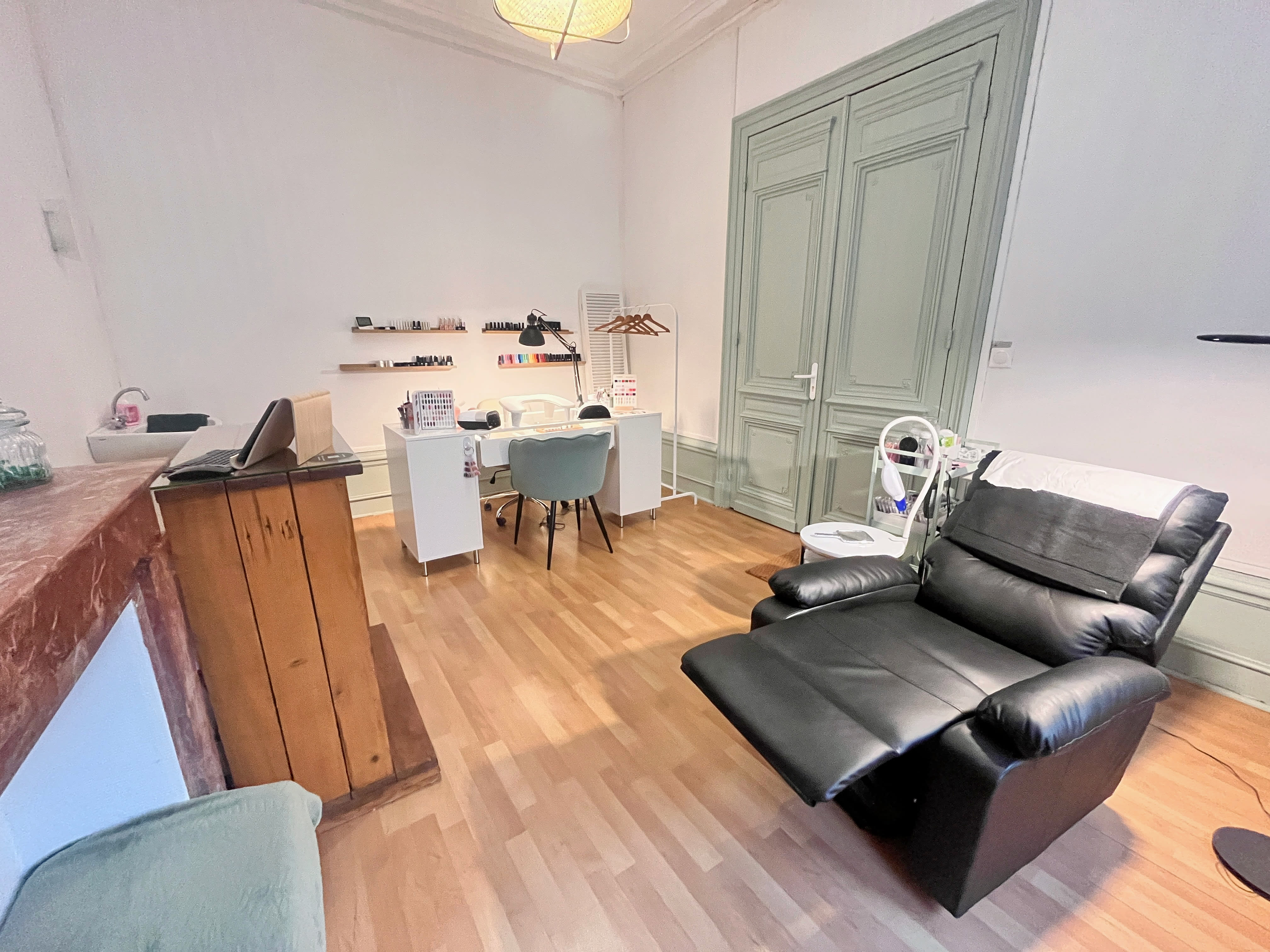 L’atelier des Cils & Ongles
