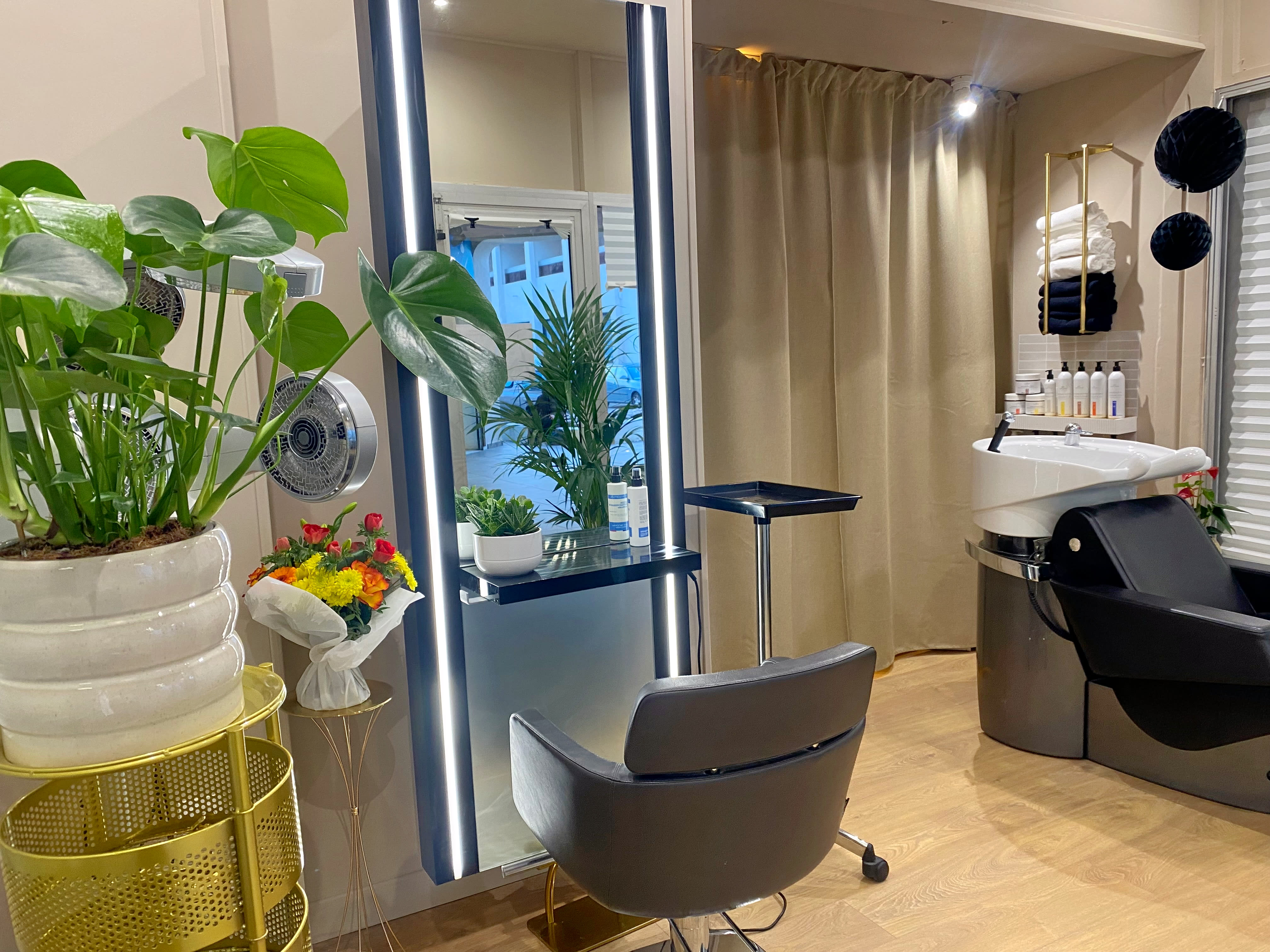 Ohanyan Studio - Coiffure Hyères - Ohanyan Studio - Photo Galerie - OneBooking