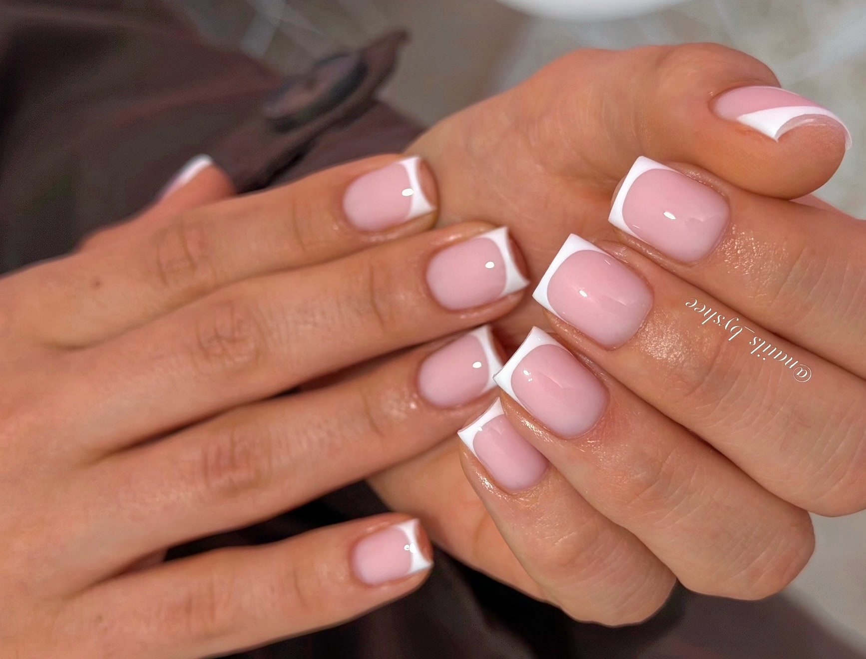 Naiils By Shee - Sourcils & cils Nice - Photo de couverture - OneBooking