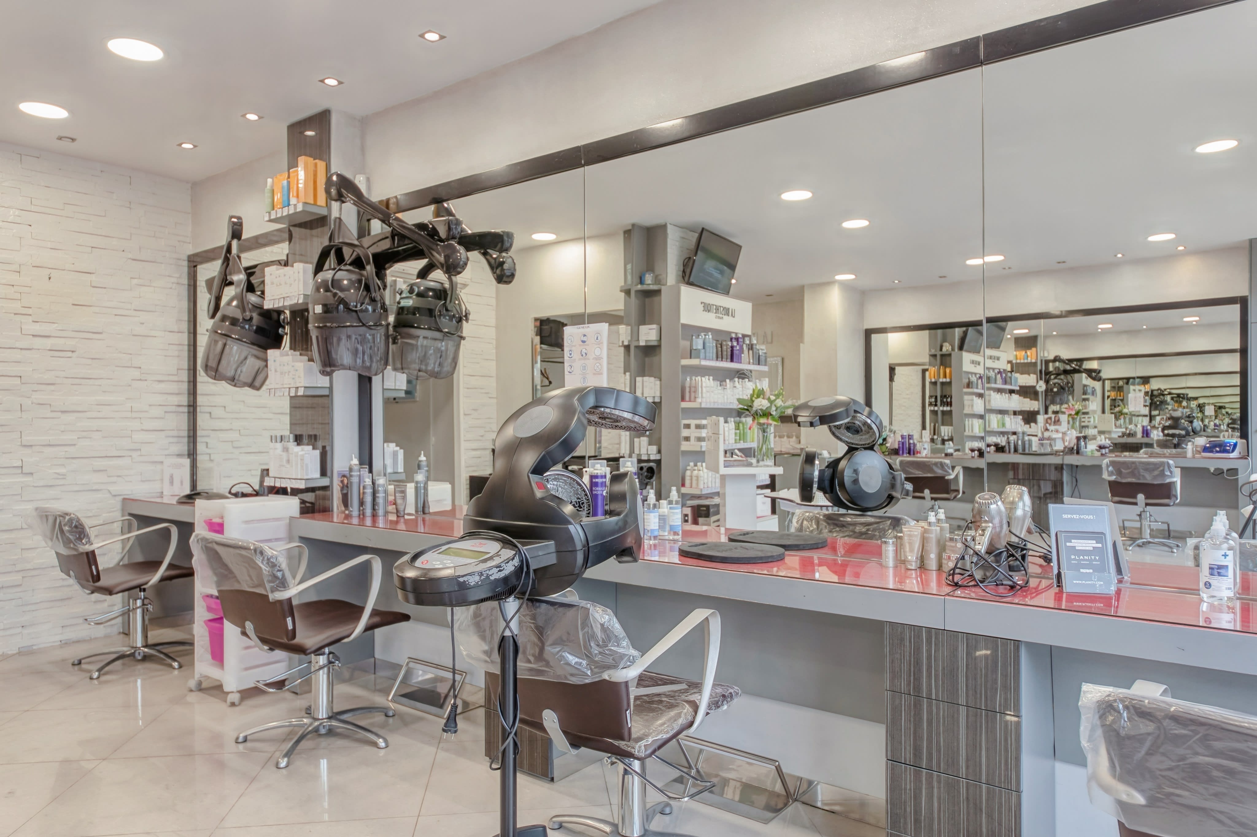 Emi Tif Coiffure Sainte Geneviève Des Bois Emi'tif Coiffure : coiffeur à Sainte-Geneviève-des-Bois